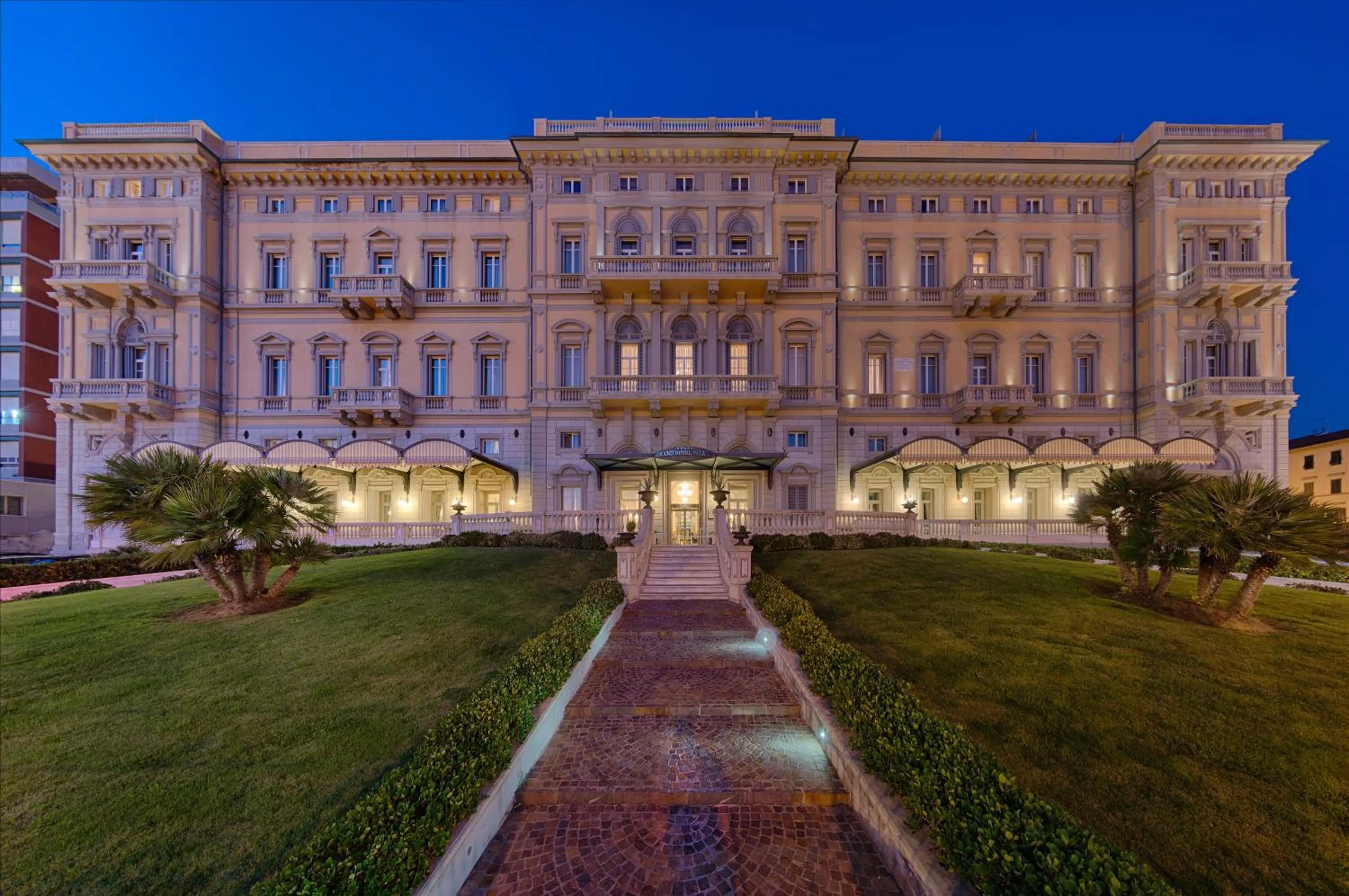 Facade/entrance, Property Building in Grand Hotel Palazzo Livorno MGallery Collection