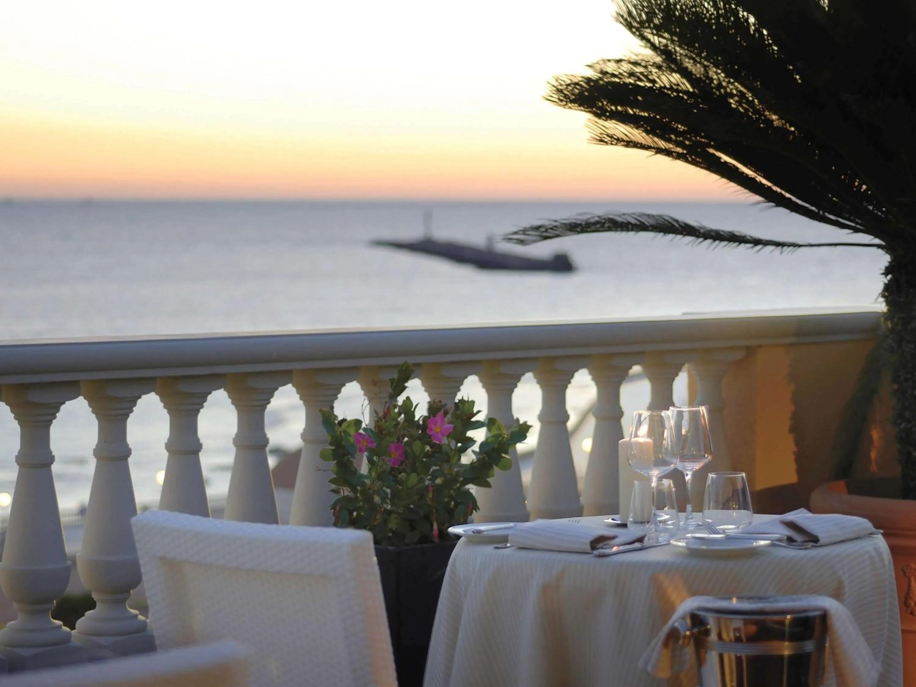 Restaurant/places to eat in Grand Hotel Palazzo Livorno MGallery Collection