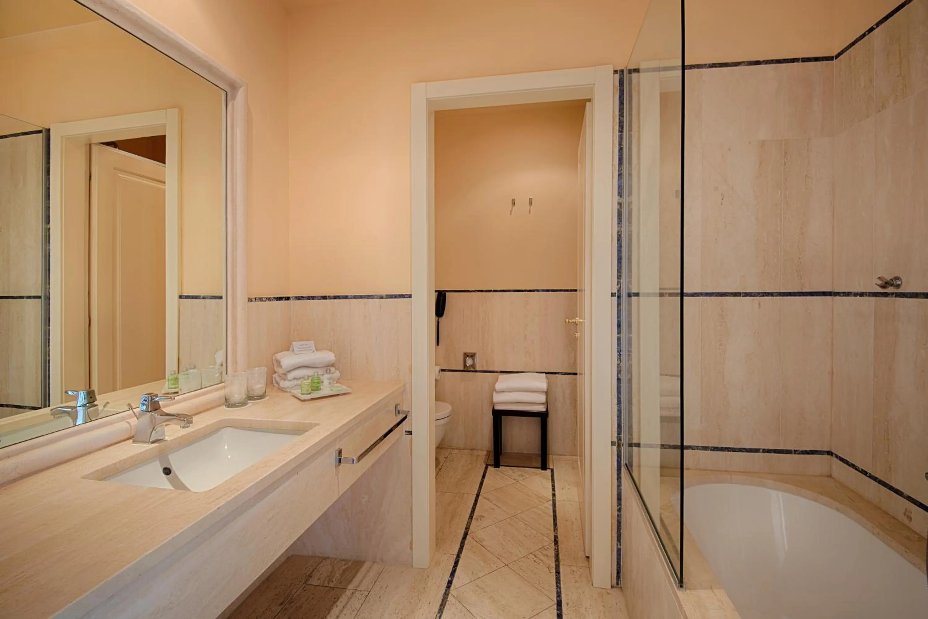 Bathroom in Grand Hotel Palazzo Livorno MGallery Collection