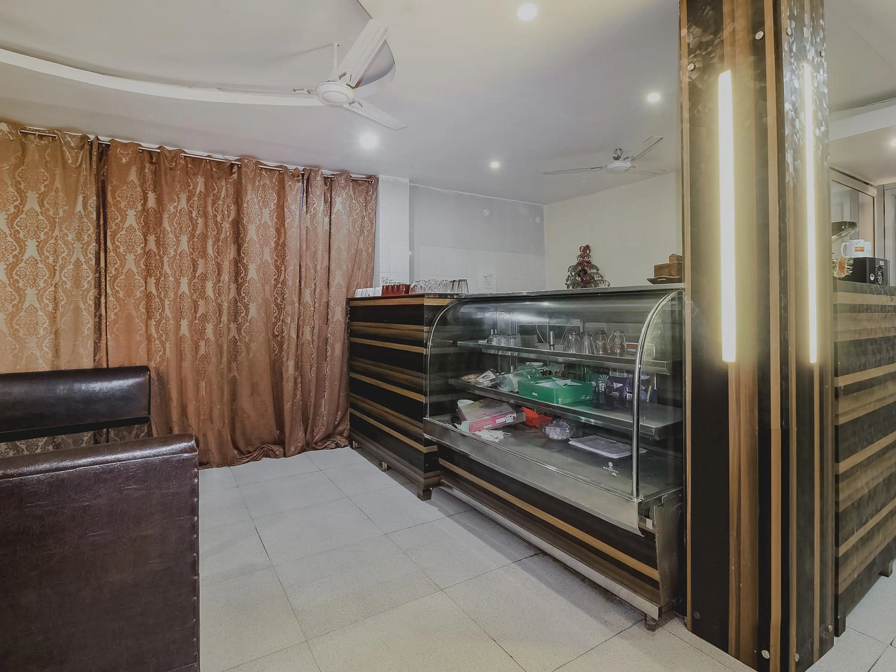 Lobby or reception in Hotel O by OYO Pradhann Home Stay