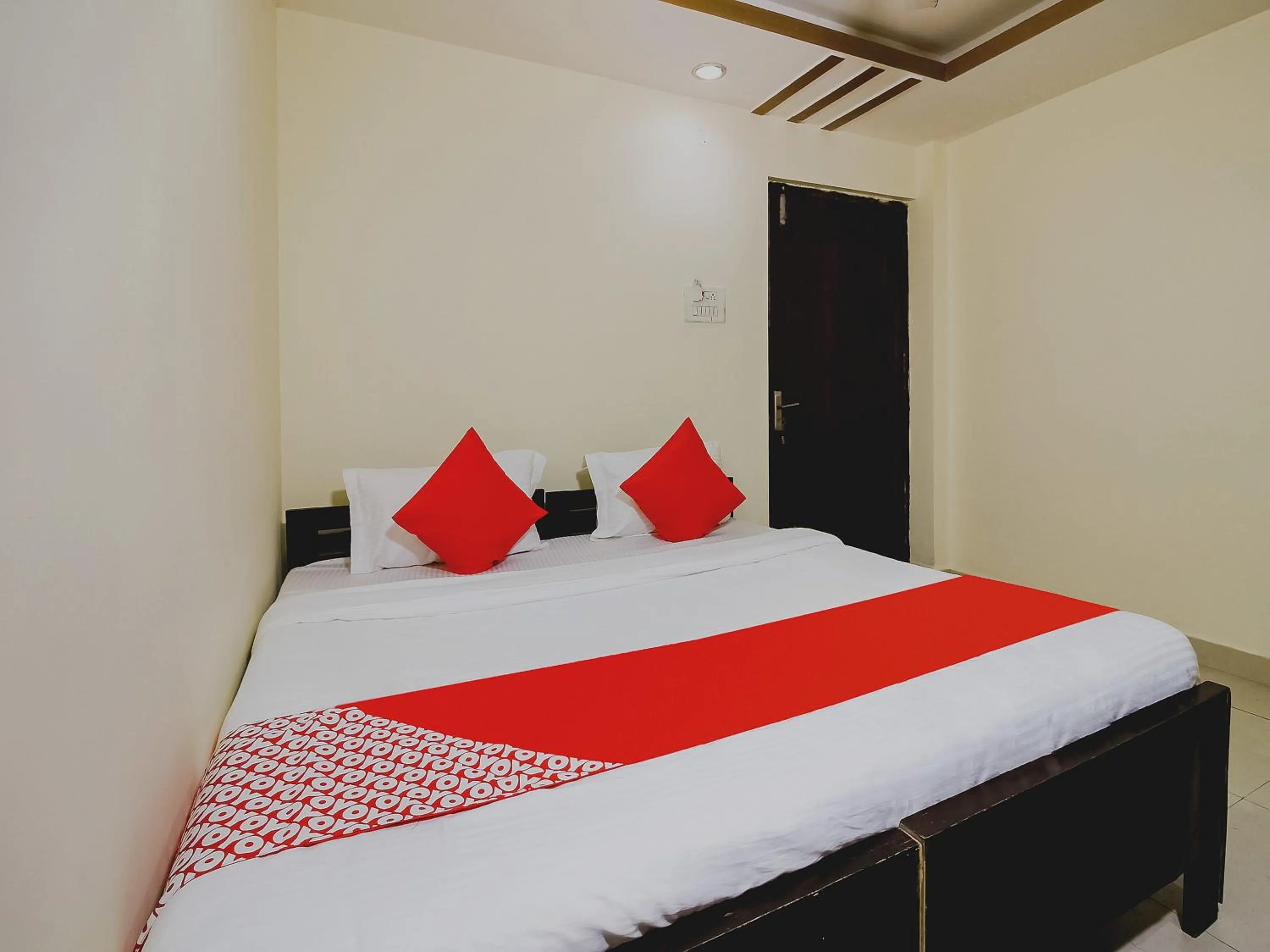 Bedroom, Bed in Hotel O by OYO Pradhann Home Stay