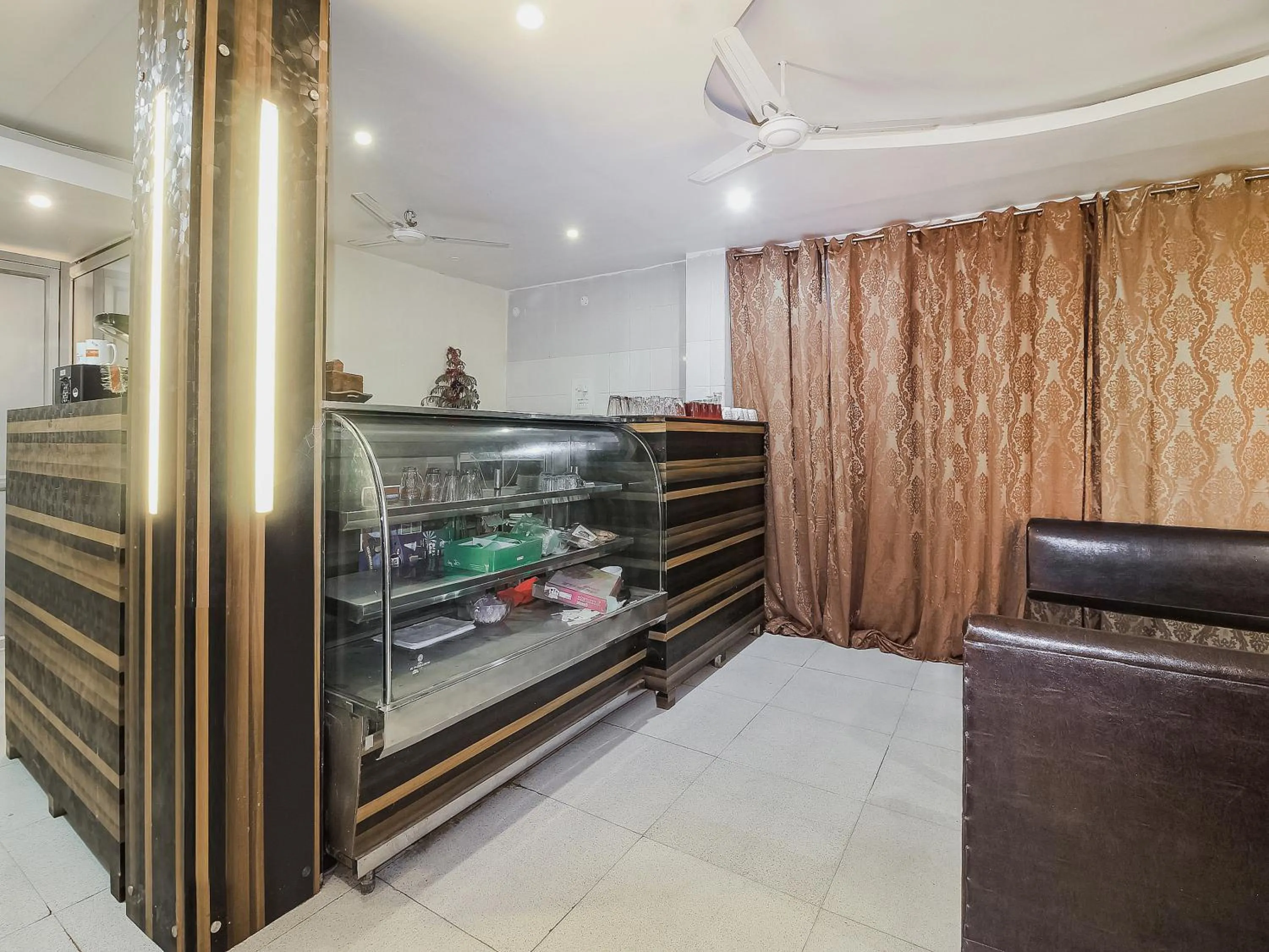 Lobby or reception in Hotel O by OYO Pradhann Home Stay