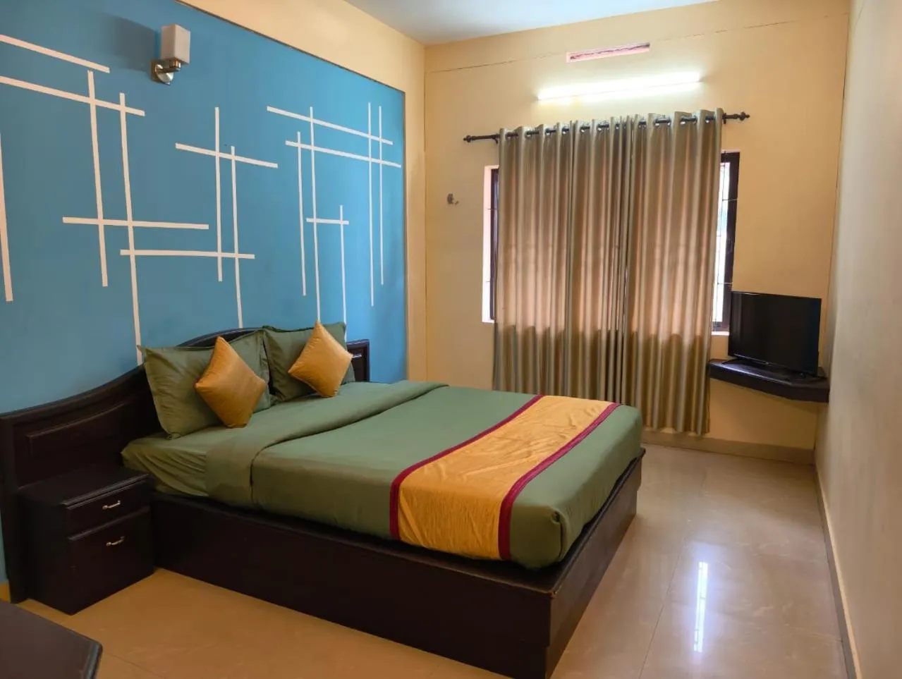 Bed in Hill View Residency