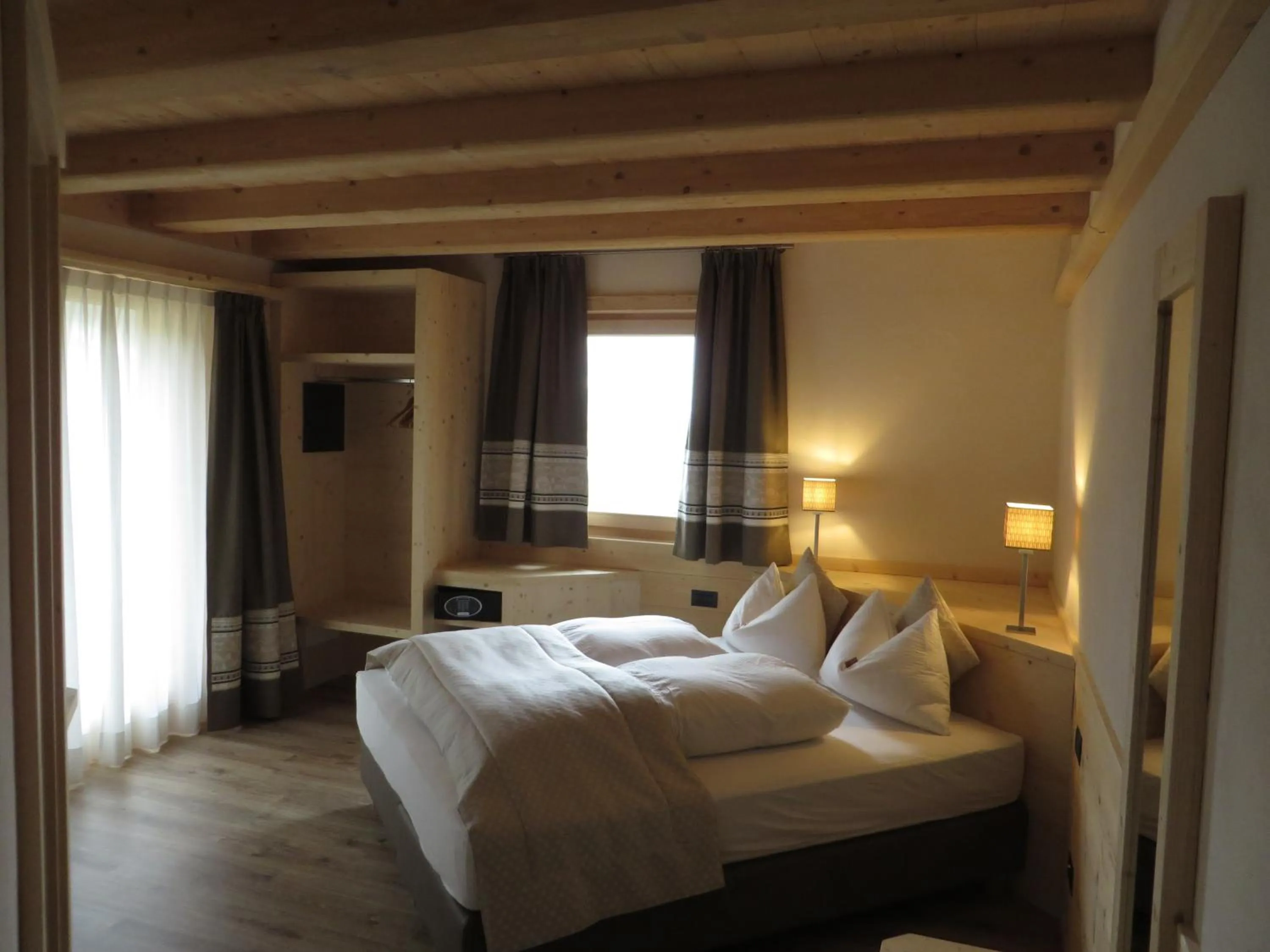 Photo of the whole room, Bed in B&B Ecohotel Chalet des Alpes