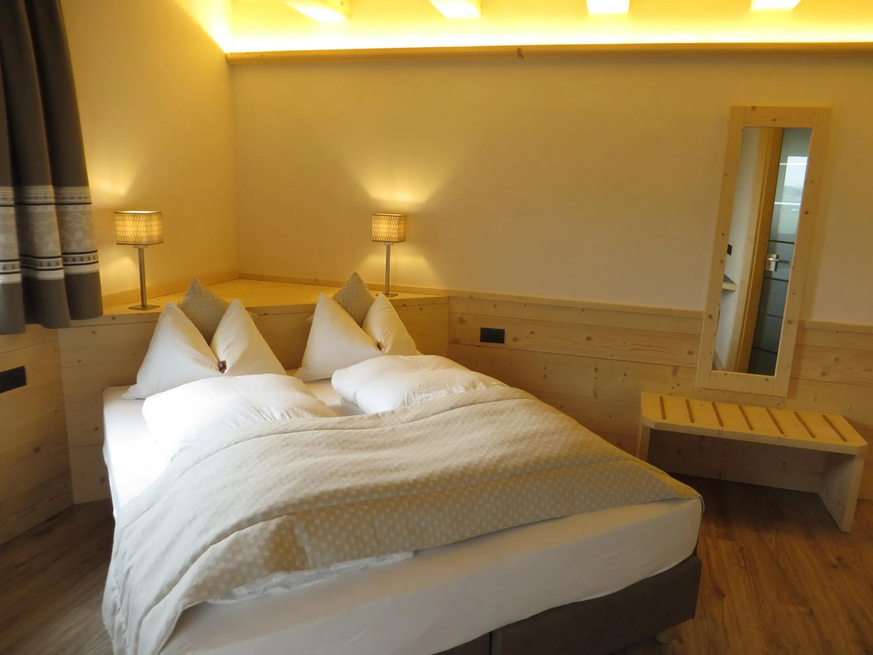 Photo of the whole room, Bed in B&B Ecohotel Chalet des Alpes