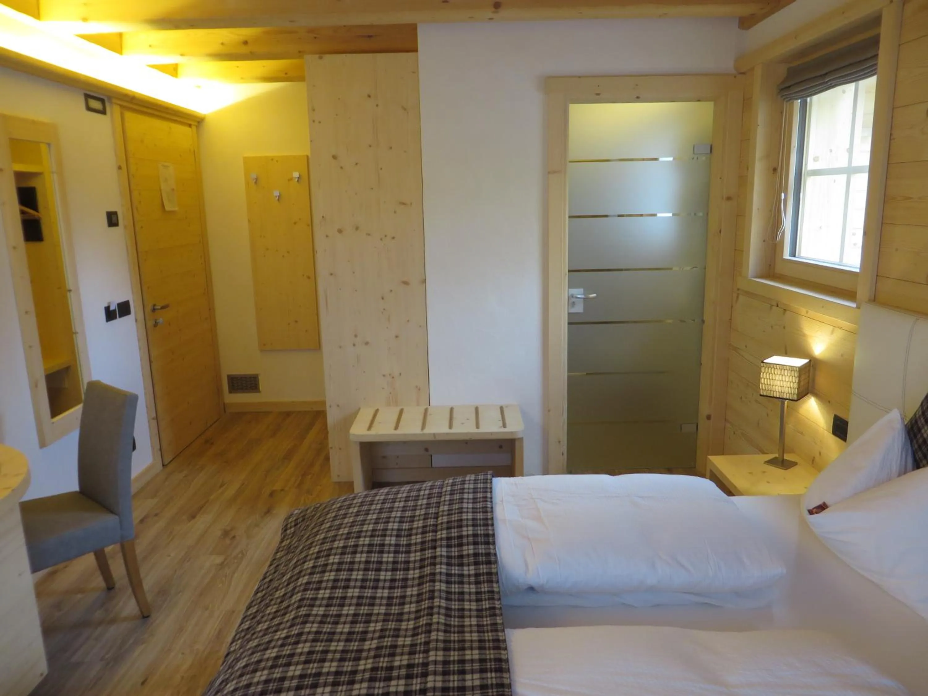 Photo of the whole room, Bed in B&B Ecohotel Chalet des Alpes
