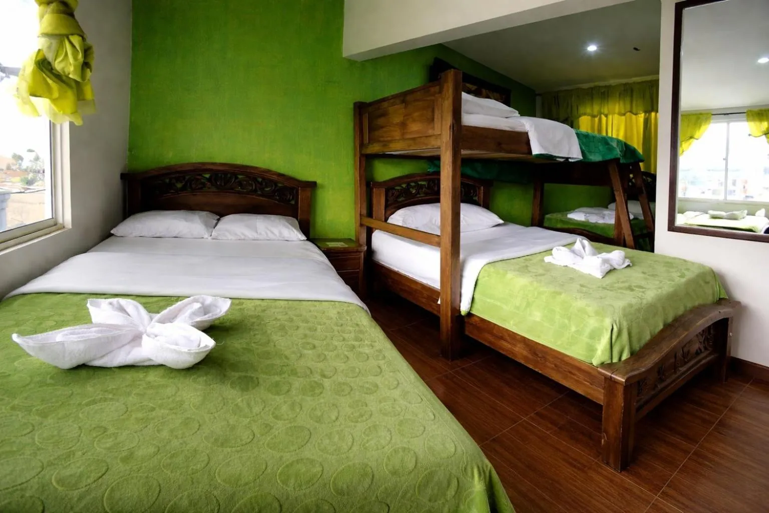 Quadruple Room in Hotel Restaurante El Madroño Chia