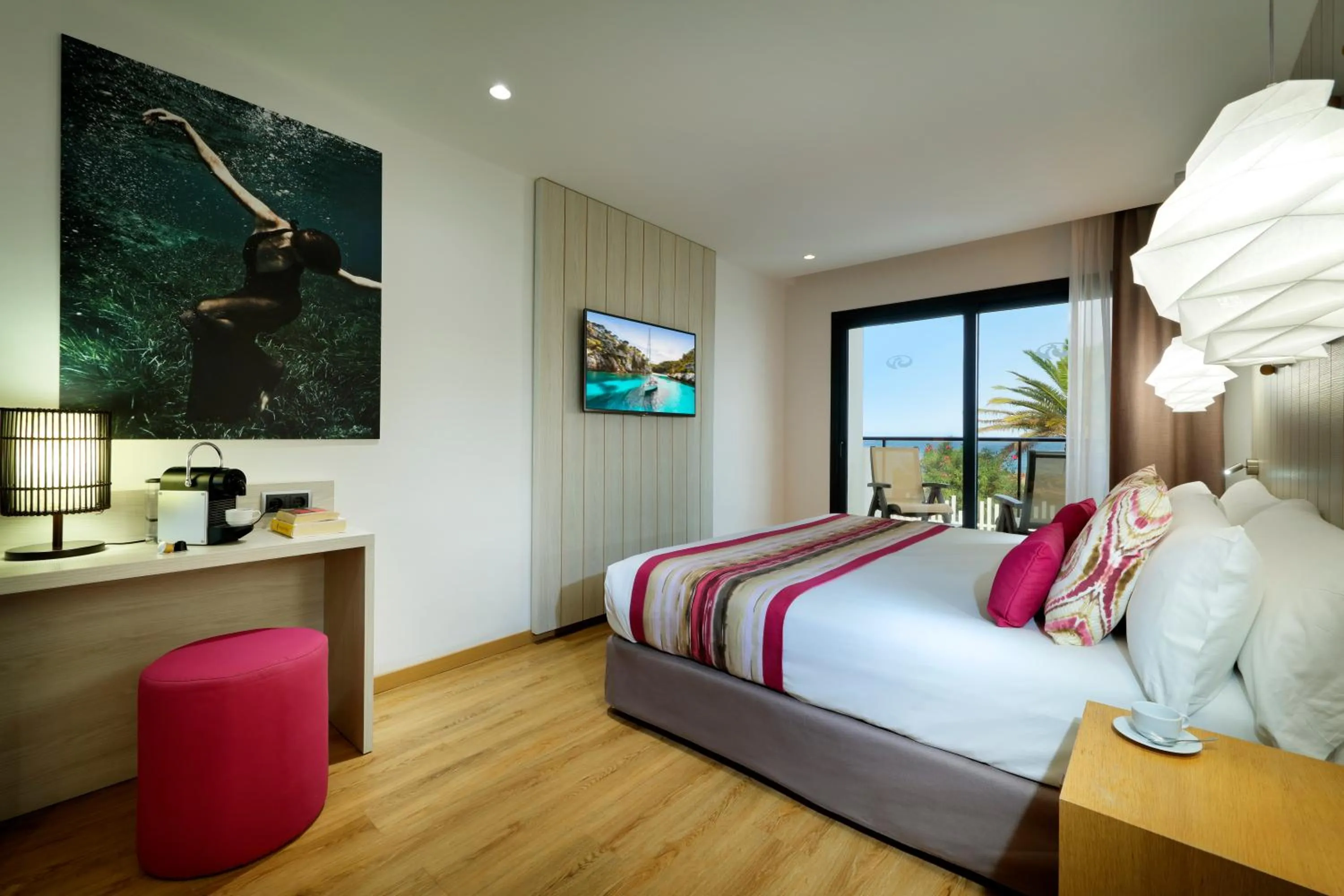 View (from property/room), Bed in Grand Palladium White Island Resort & Spa - All Inclusive