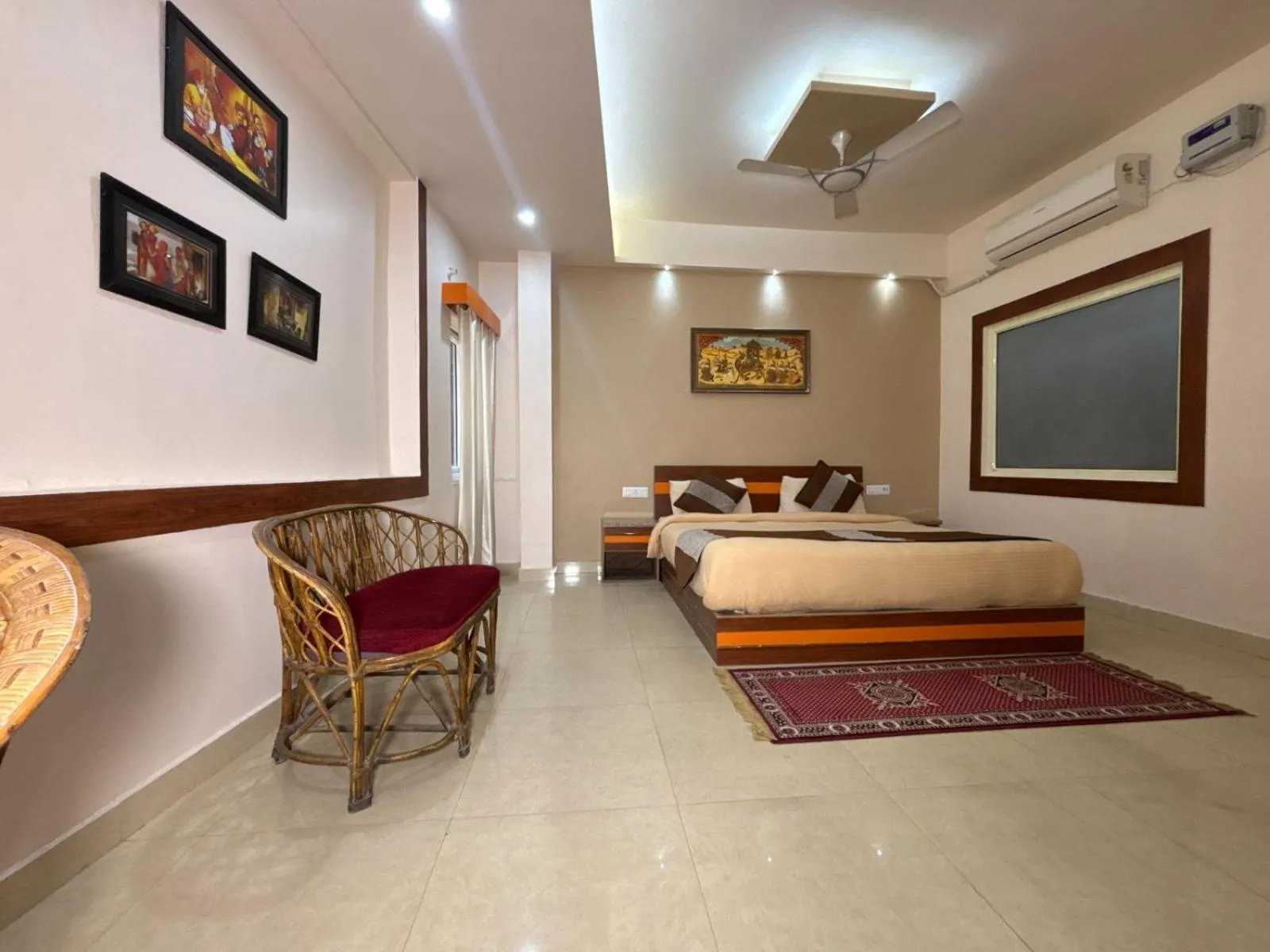 Living room, Bed in Jiva Home