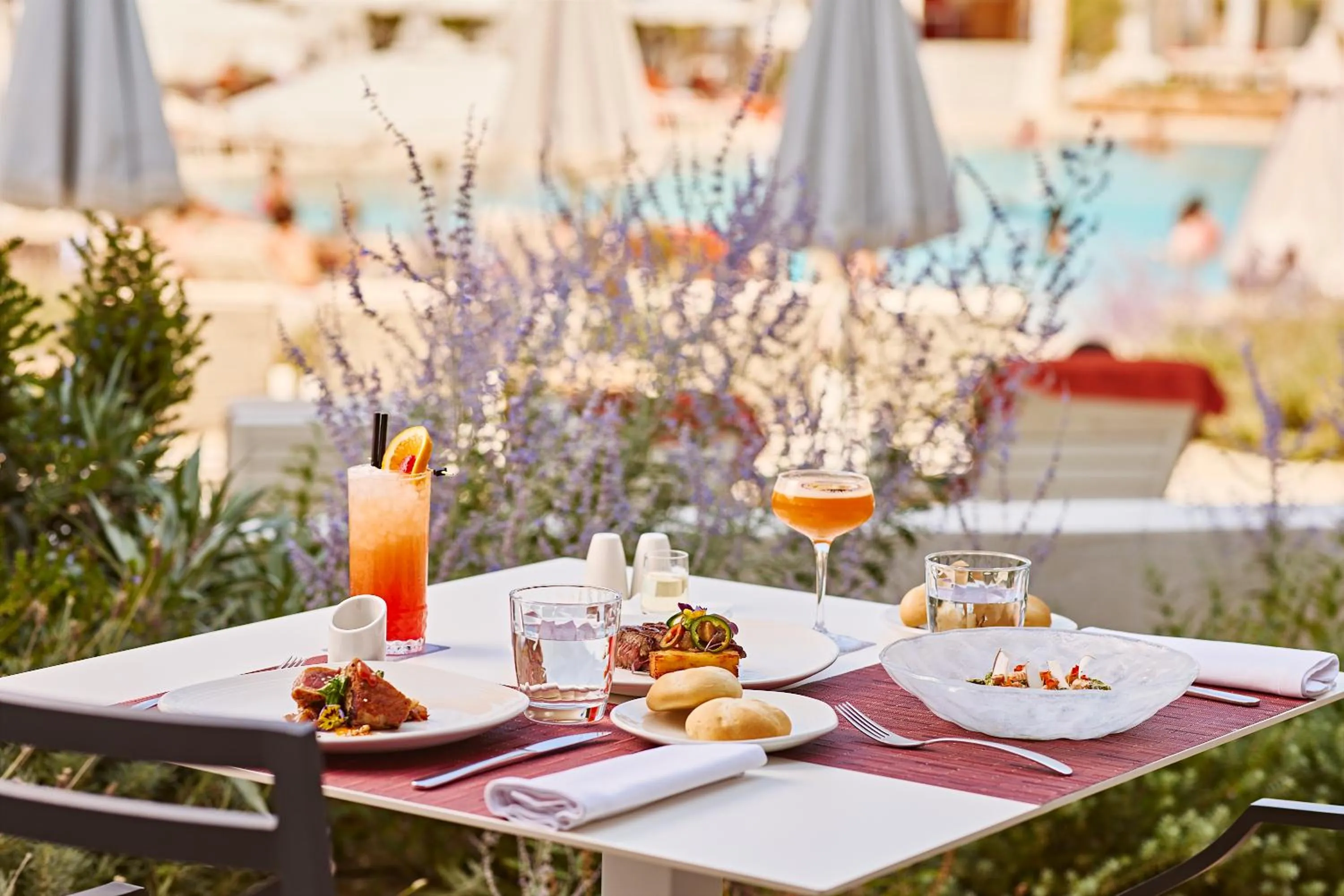 Restaurant/places to eat in TRS Ibiza Hotel - Adults Only