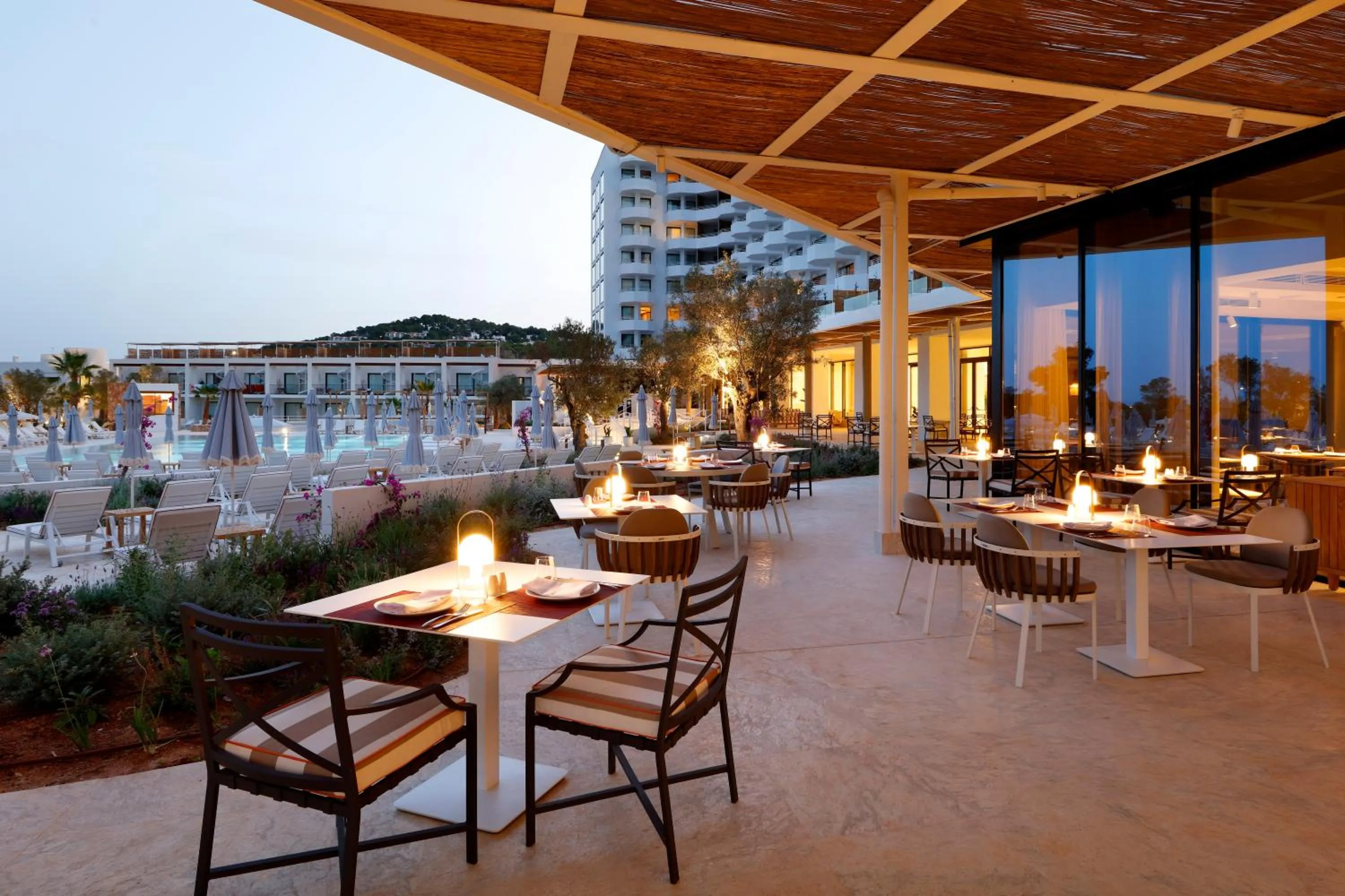 Restaurant/places to eat in TRS Ibiza Hotel - Adults Only