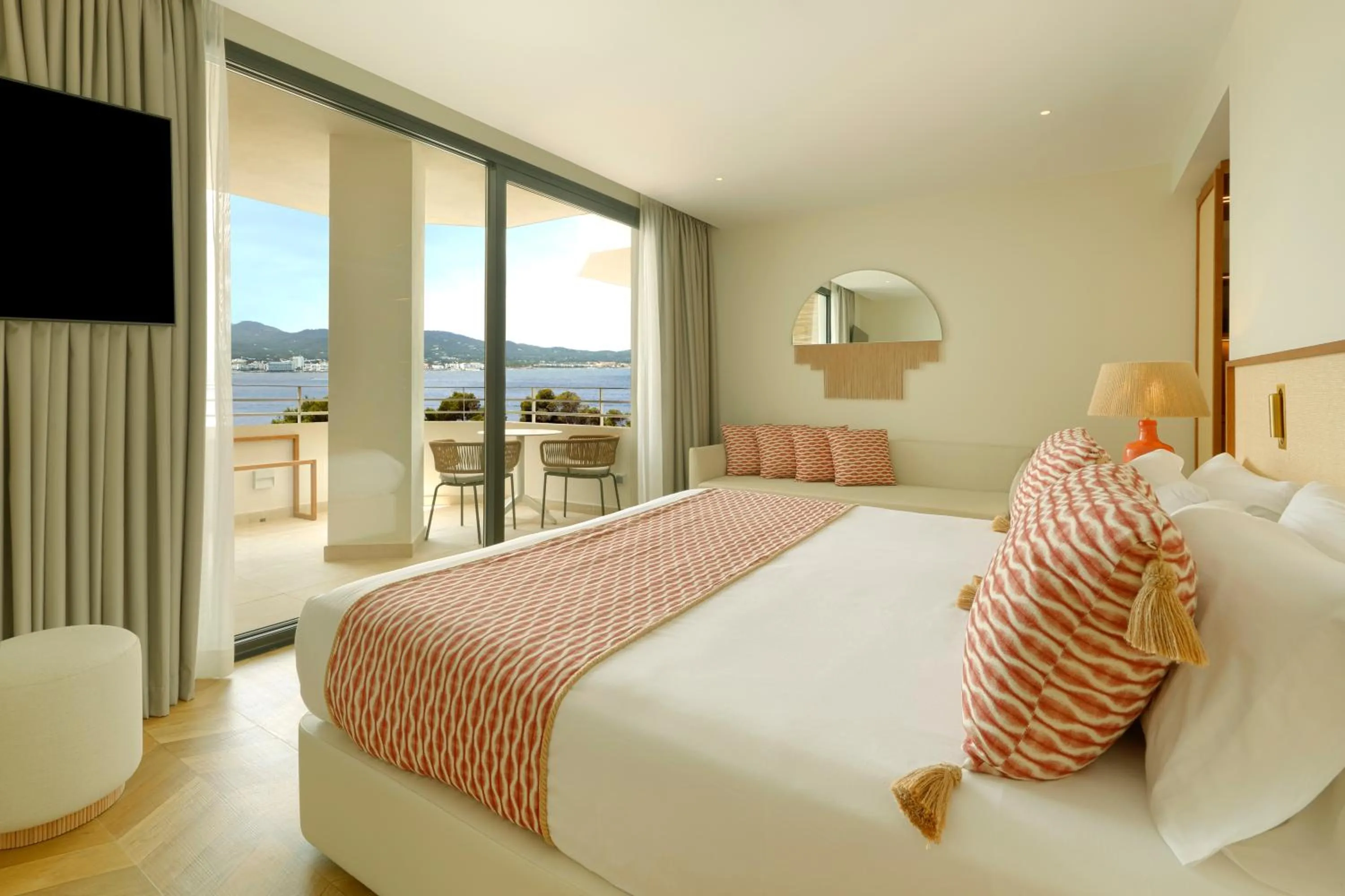 Bed in TRS Ibiza Hotel - Adults Only