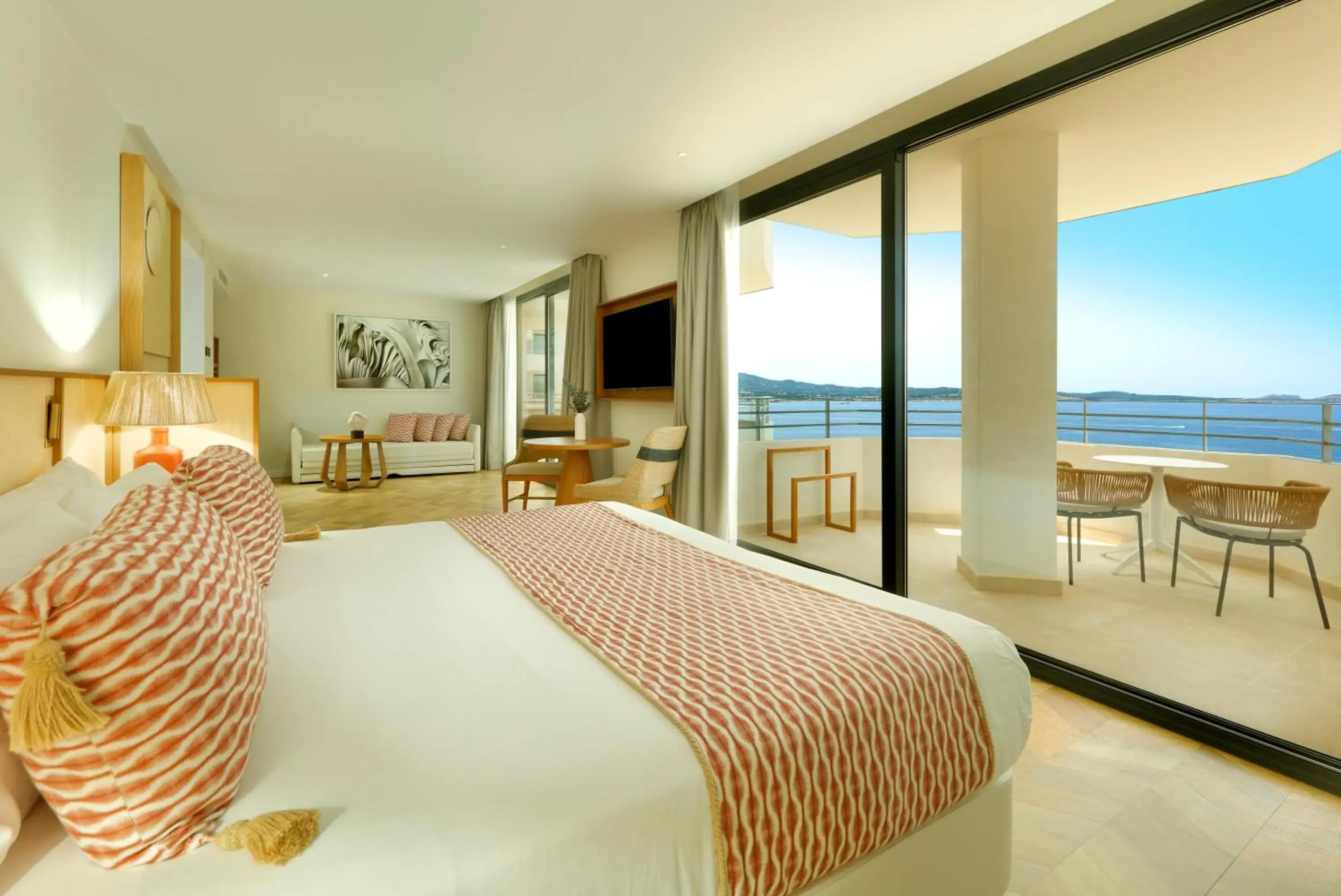 Suite Sea Front View in TRS Ibiza Hotel - Adults Only Suite Sea Front View in TRS Ibiza Hotel - Adults Only