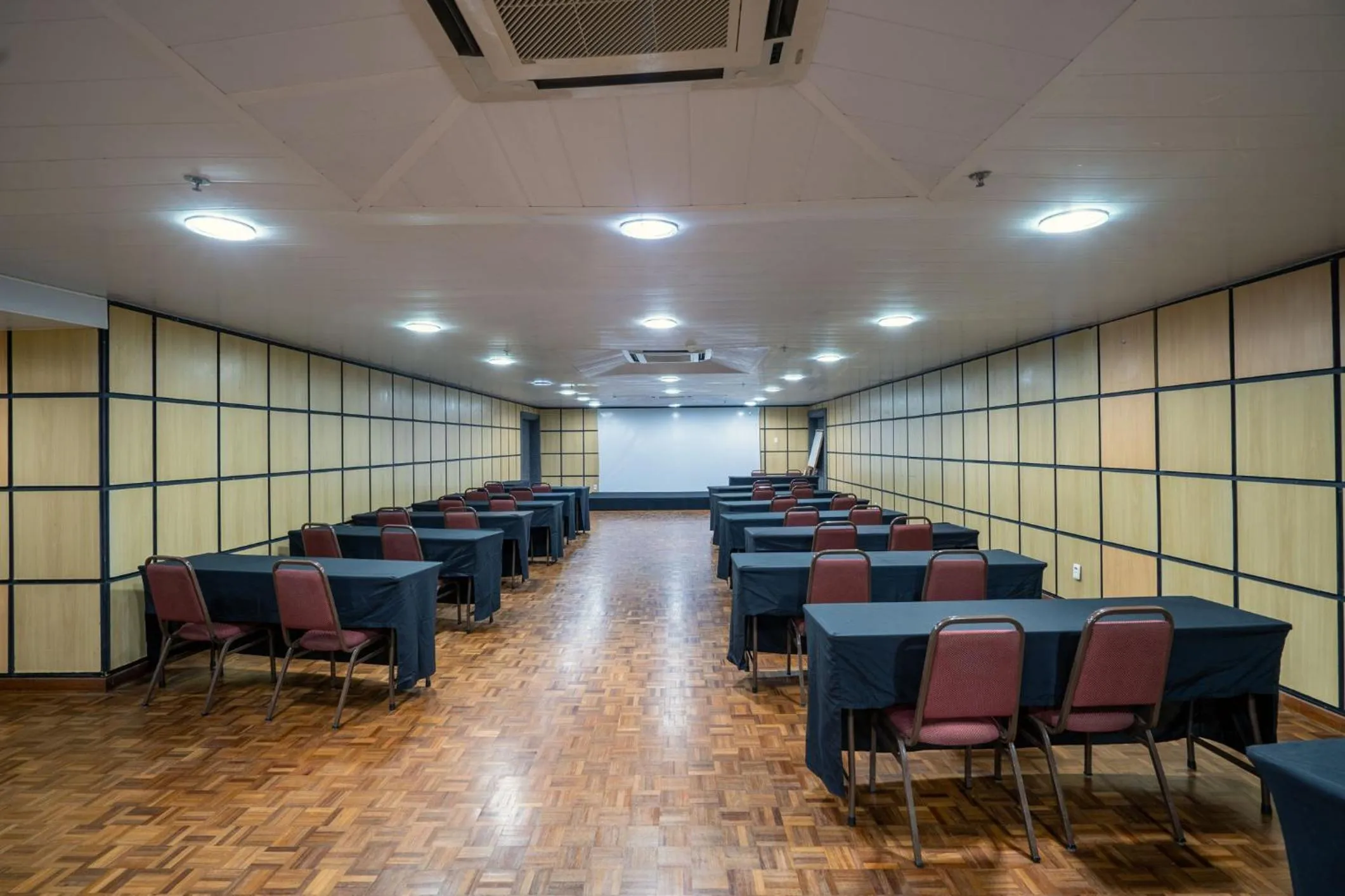 Meeting/conference room in Bahia Plaza Hotel