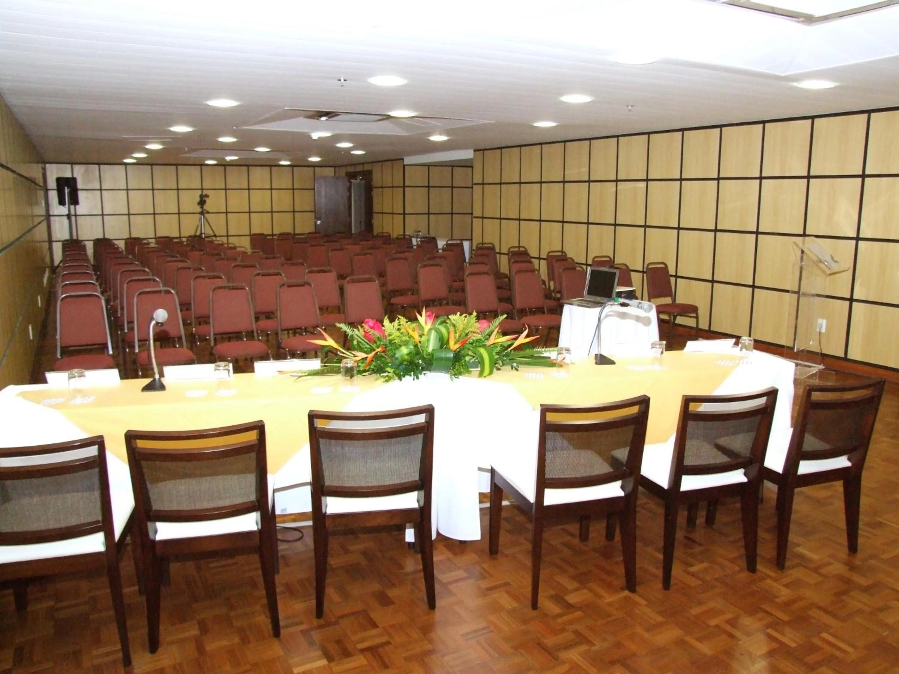 Business facilities in Bahia Plaza Hotel