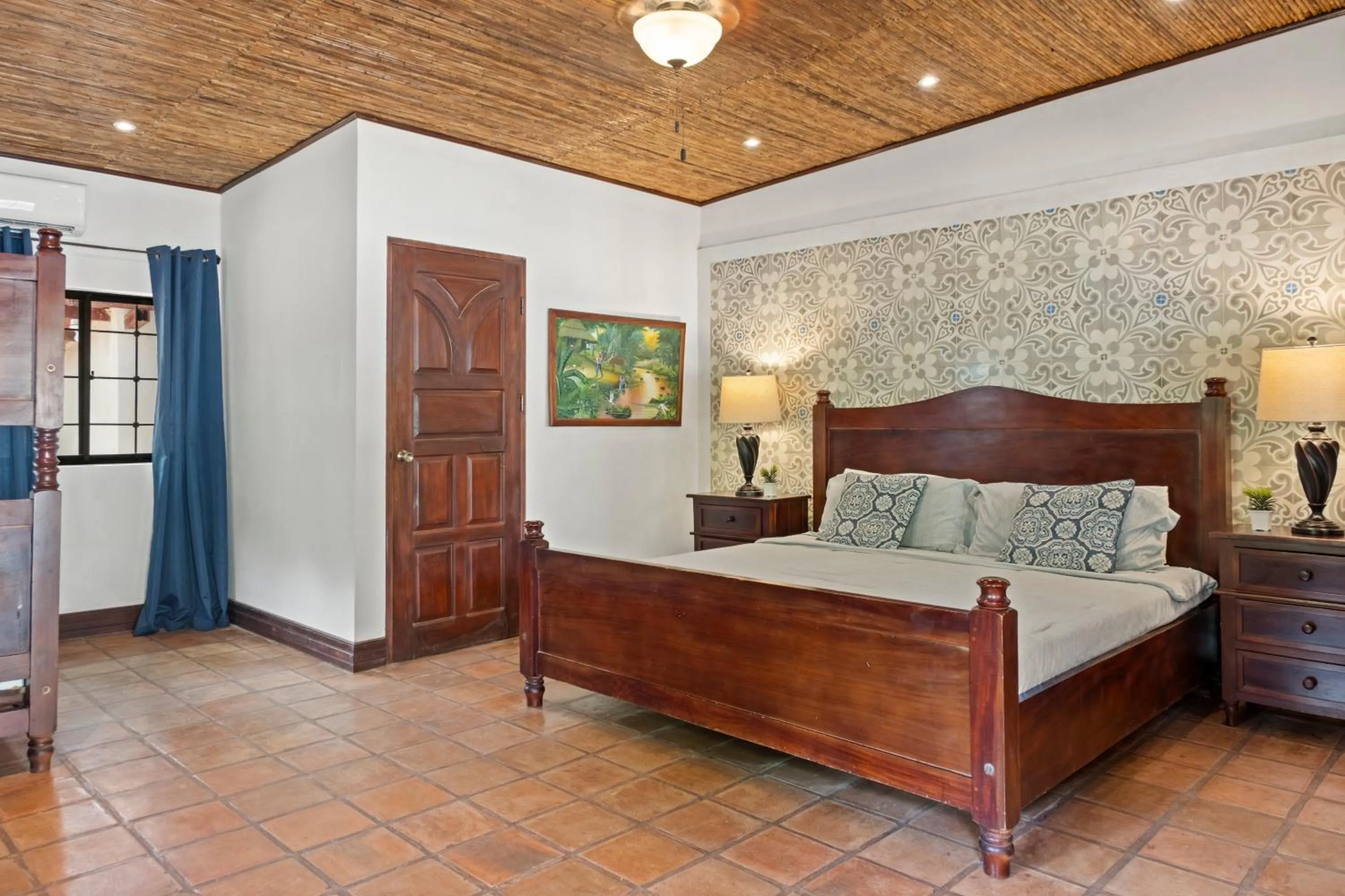Bed in Nicawaves