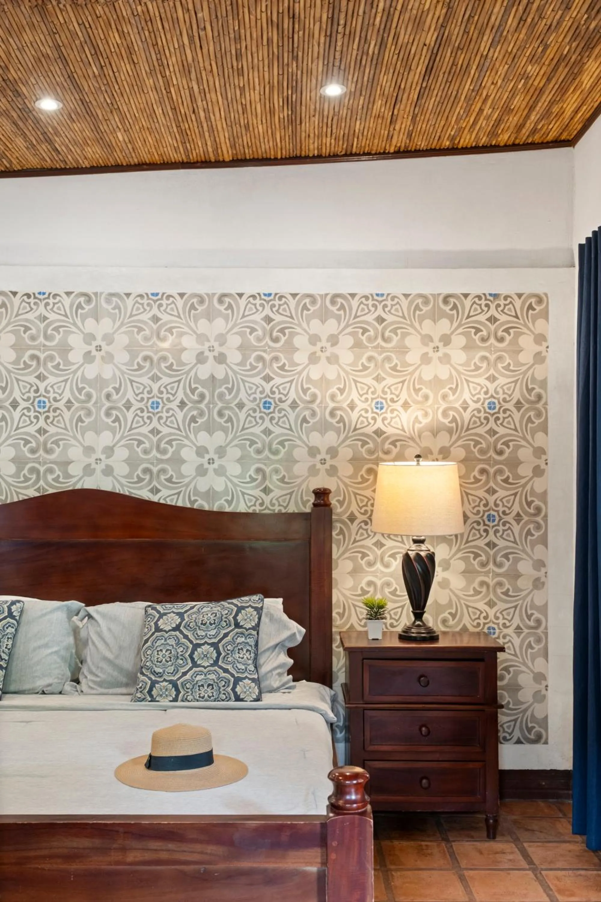 Bed in Nicawaves