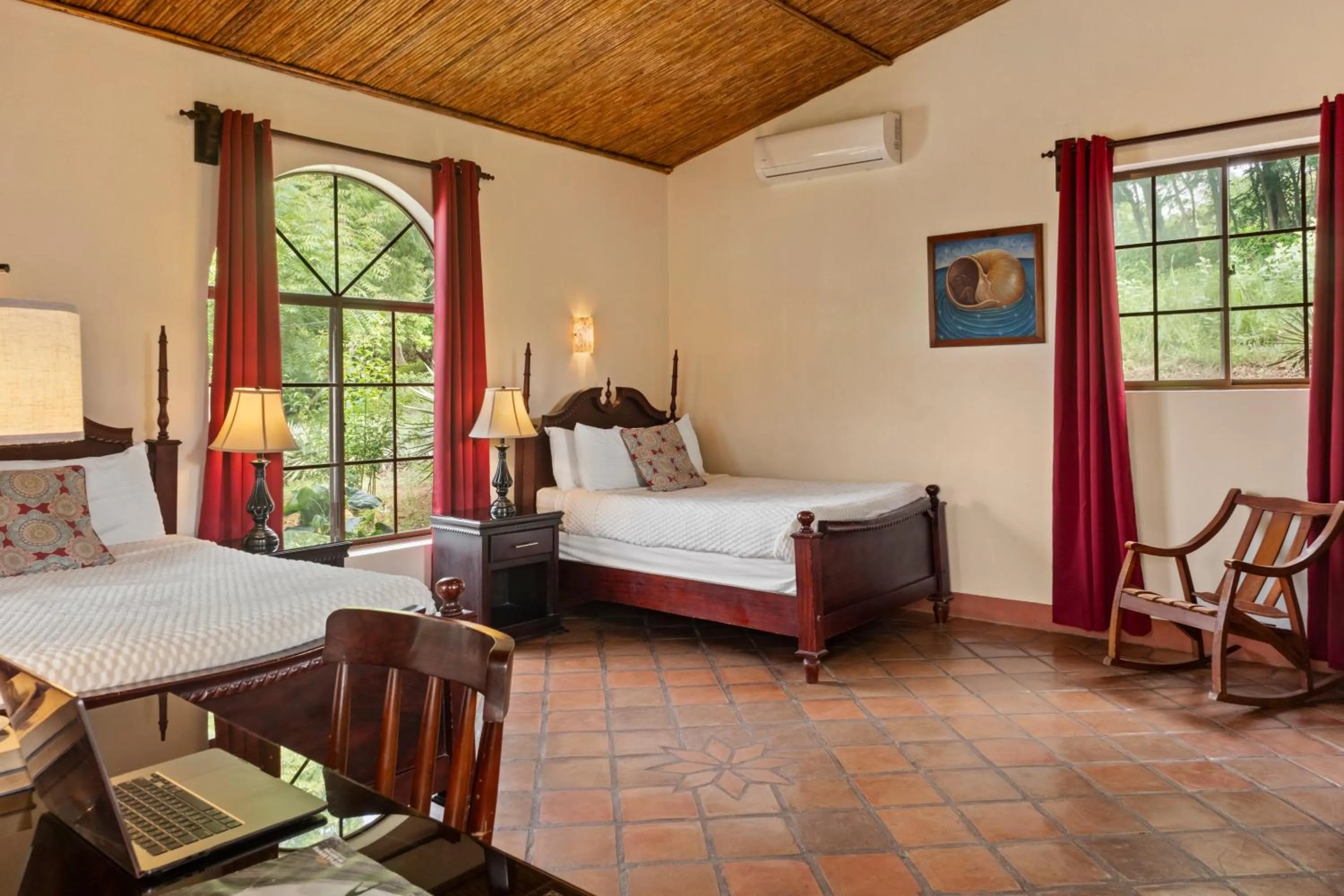 Bed in Nicawaves