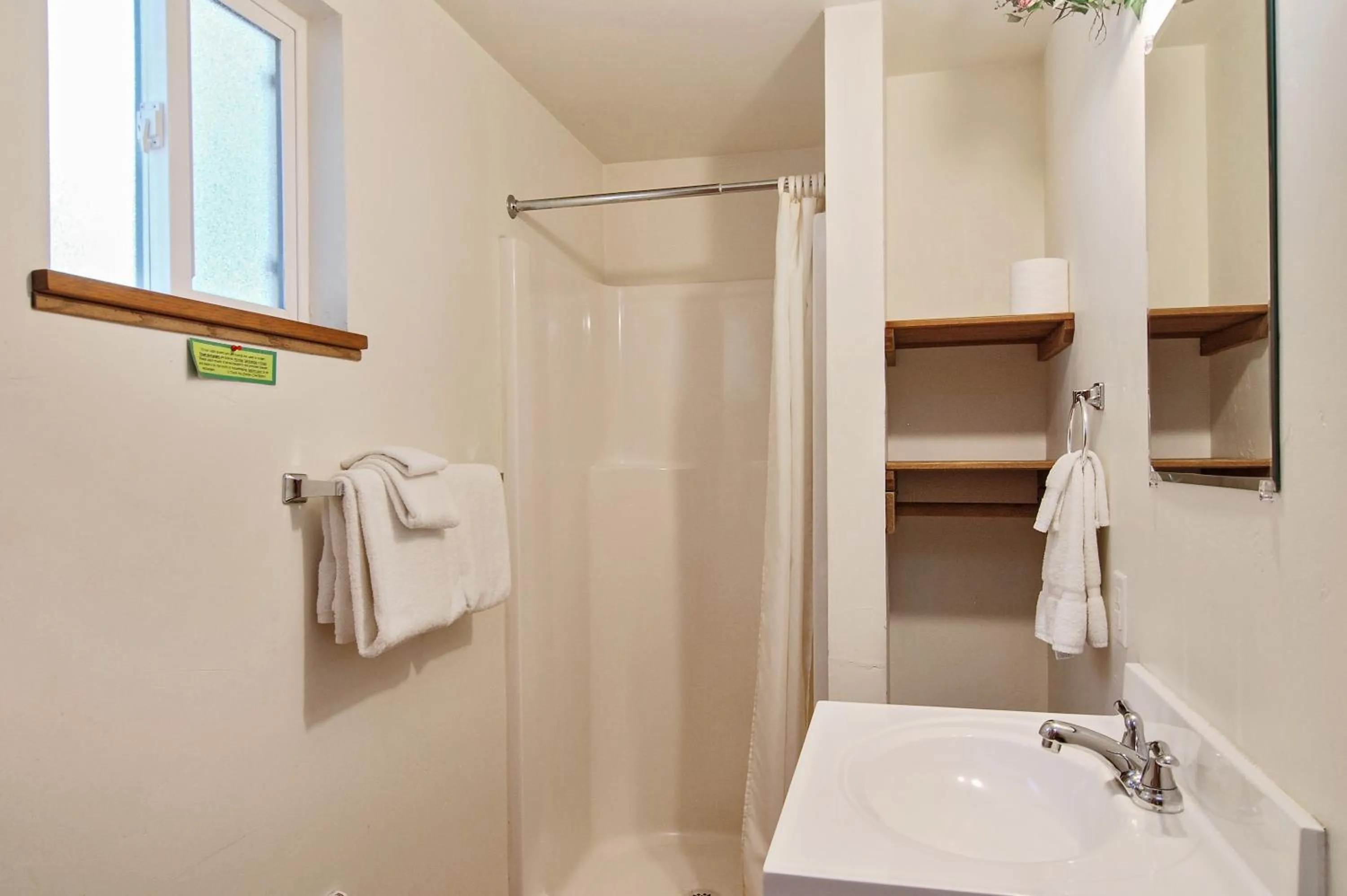Bathroom in Shelter Cove Resort & Marina