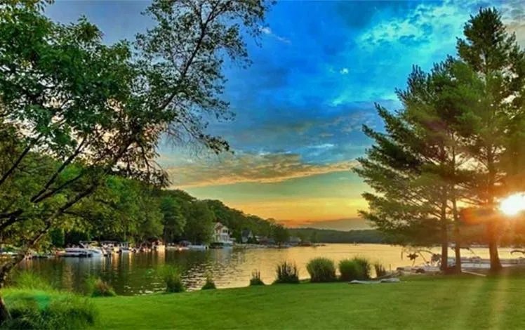 Lake Harmony Inn