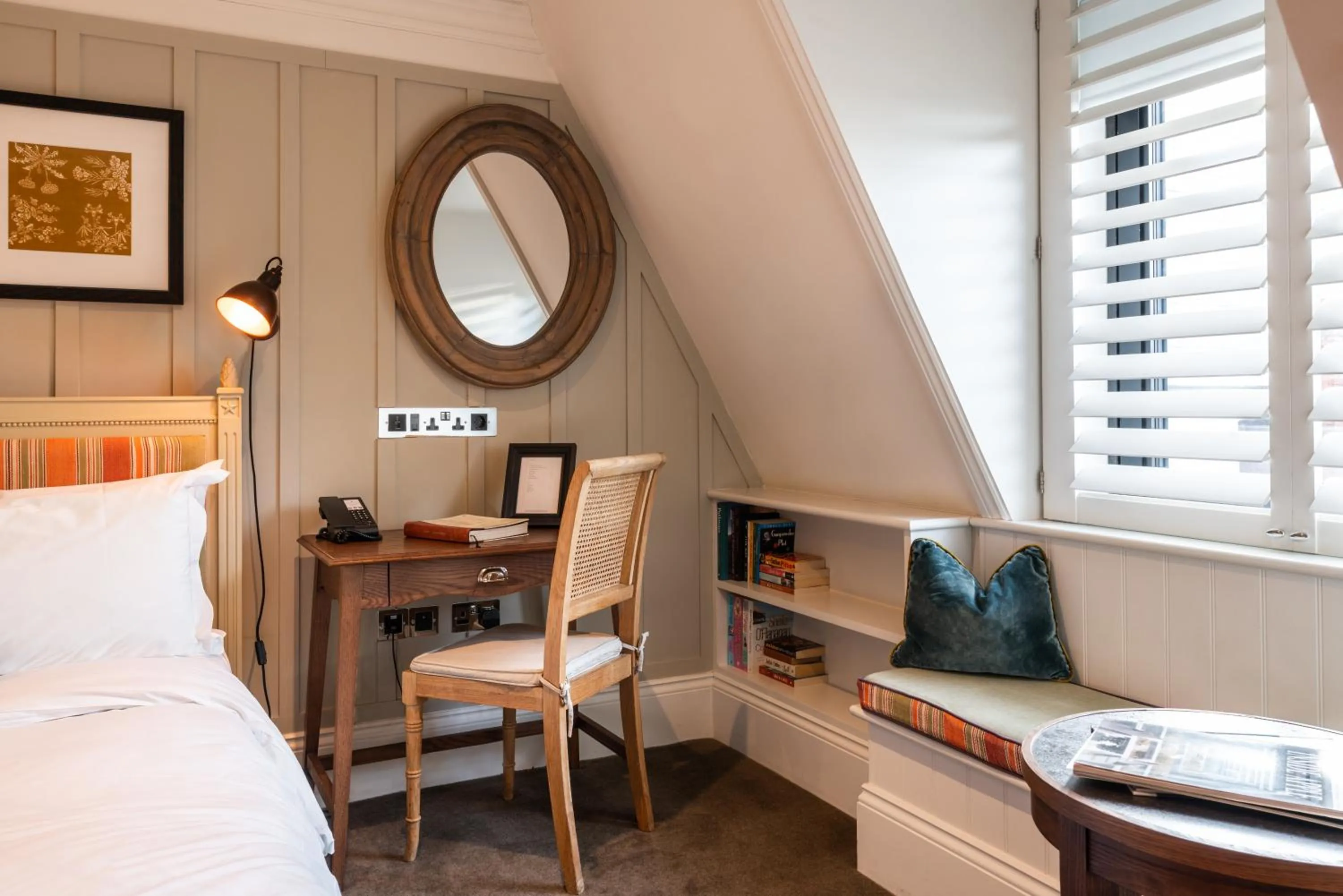 Photo of the whole room, Bed in King Street Townhouse