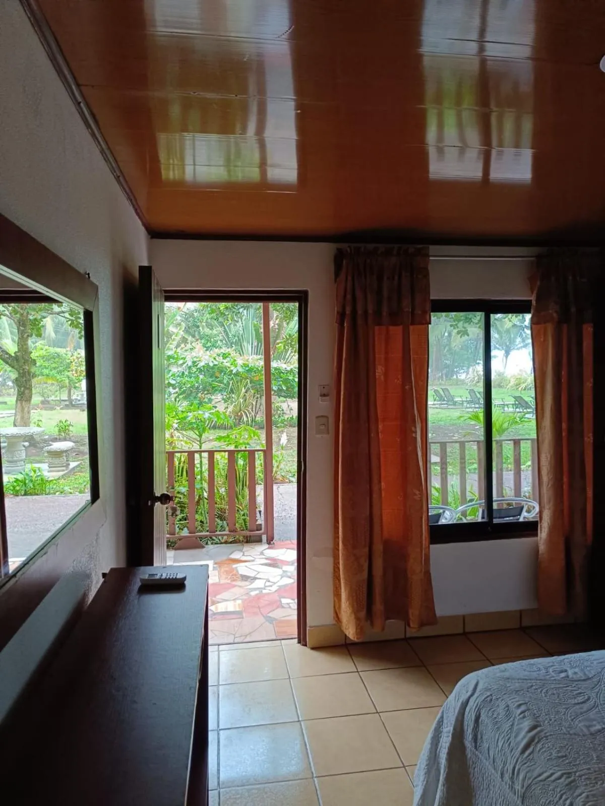 Bed in Hotel Tortuguero Beachfront