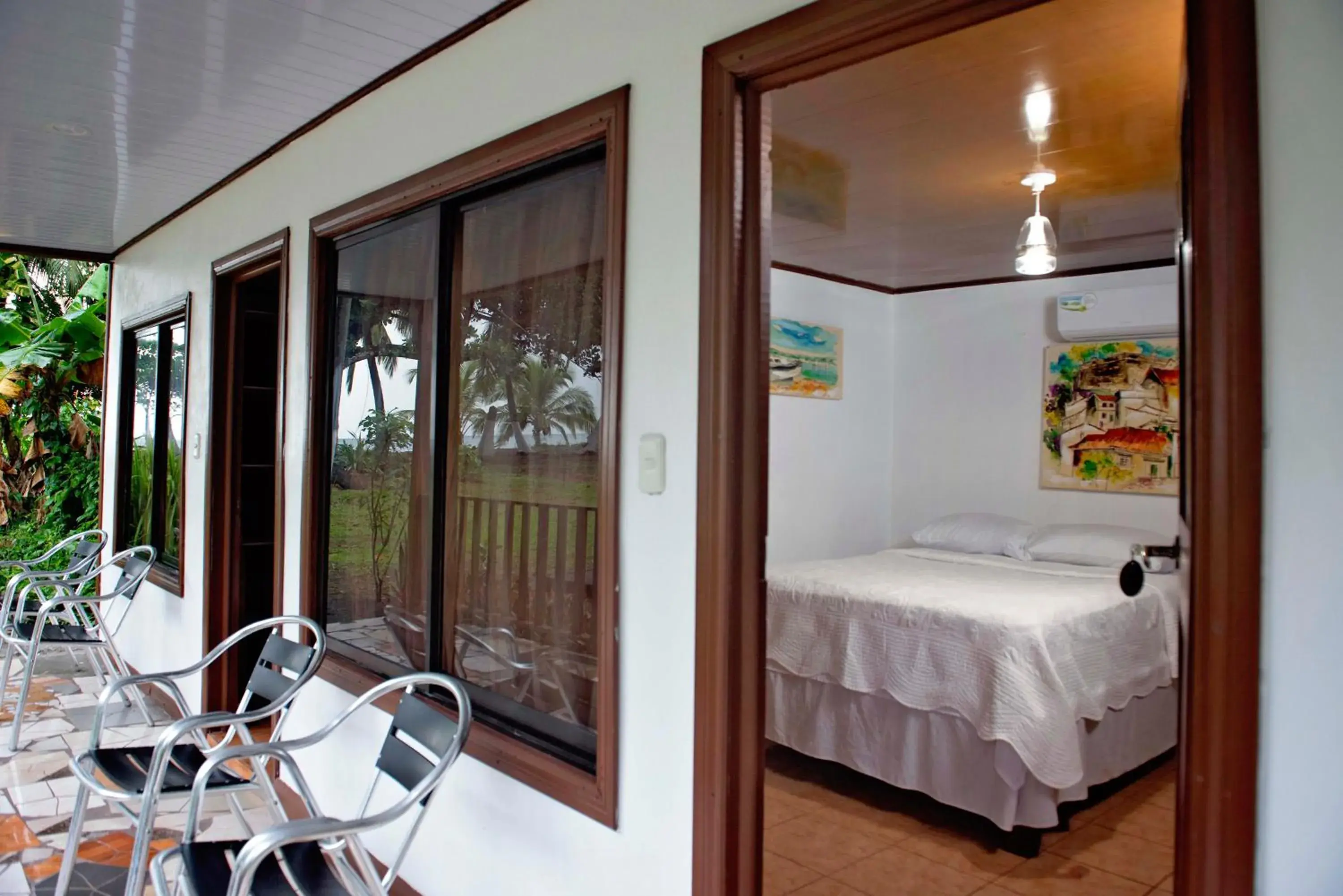 Double Room with Garden View in Hotel Tortuguero Beachfront Double Room with Garden View in Hotel Tortuguero Beachfront