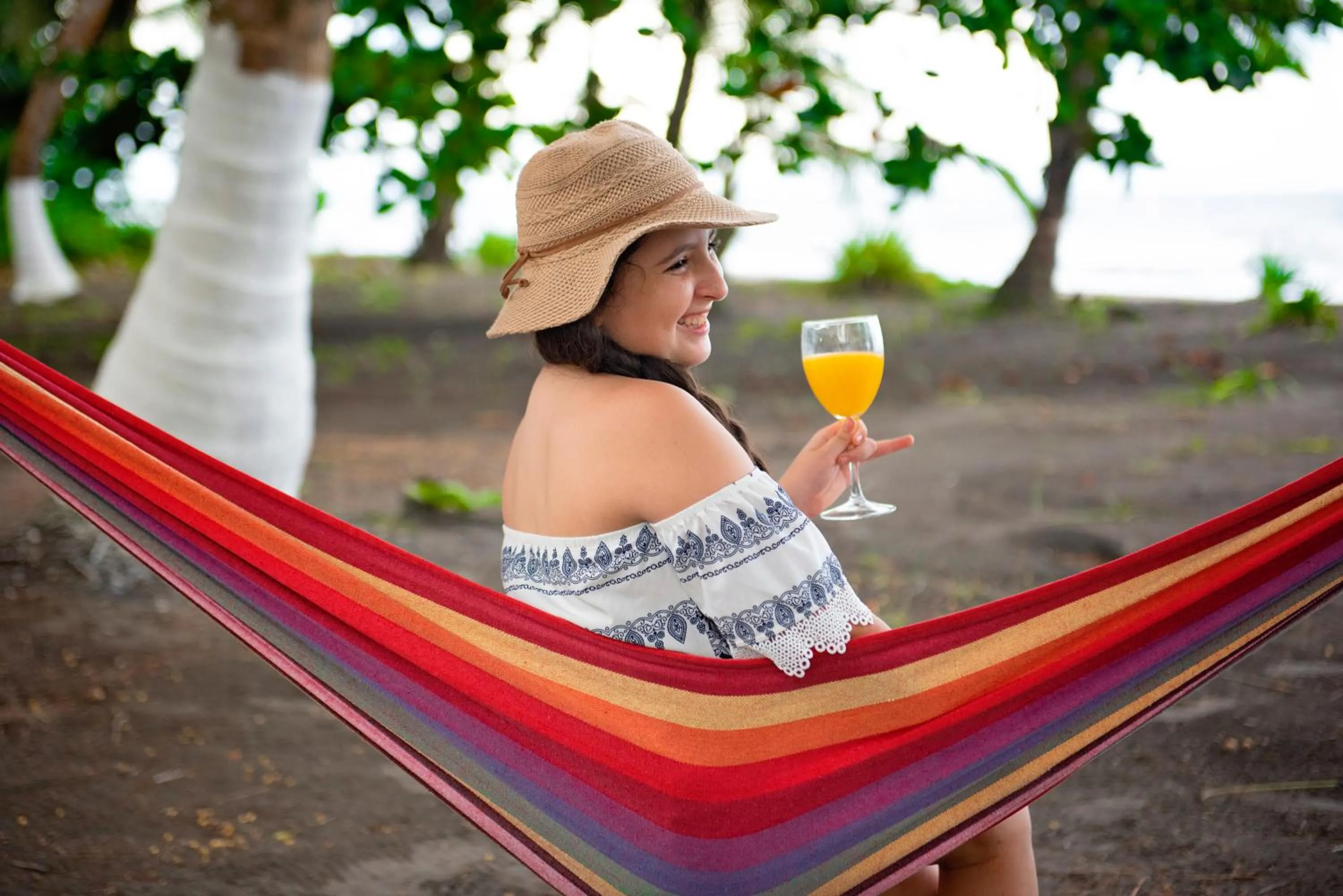 People in Hotel Tortuguero Beachfront