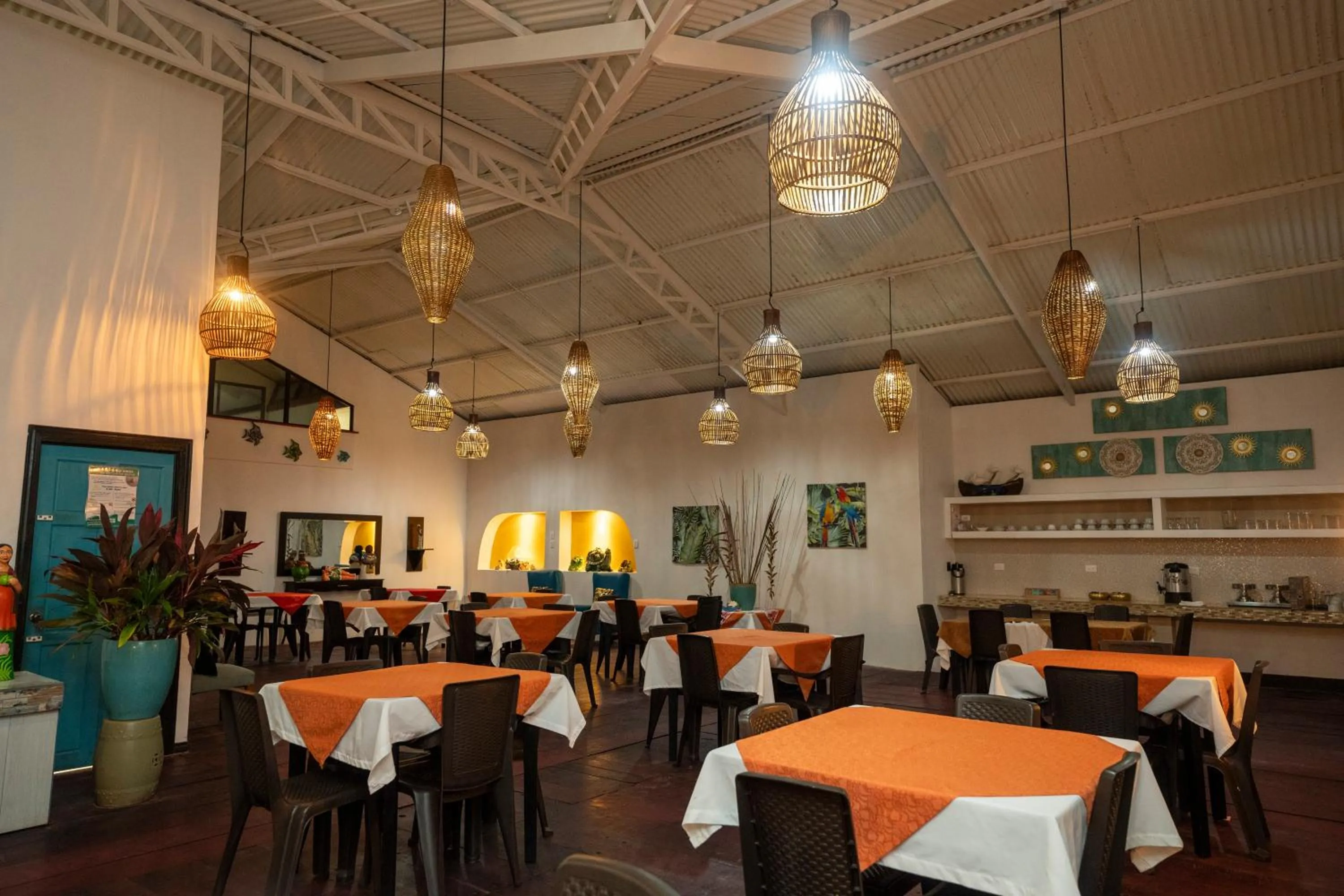 Banquet/Function facilities in Hotel Tortuguero Beachfront