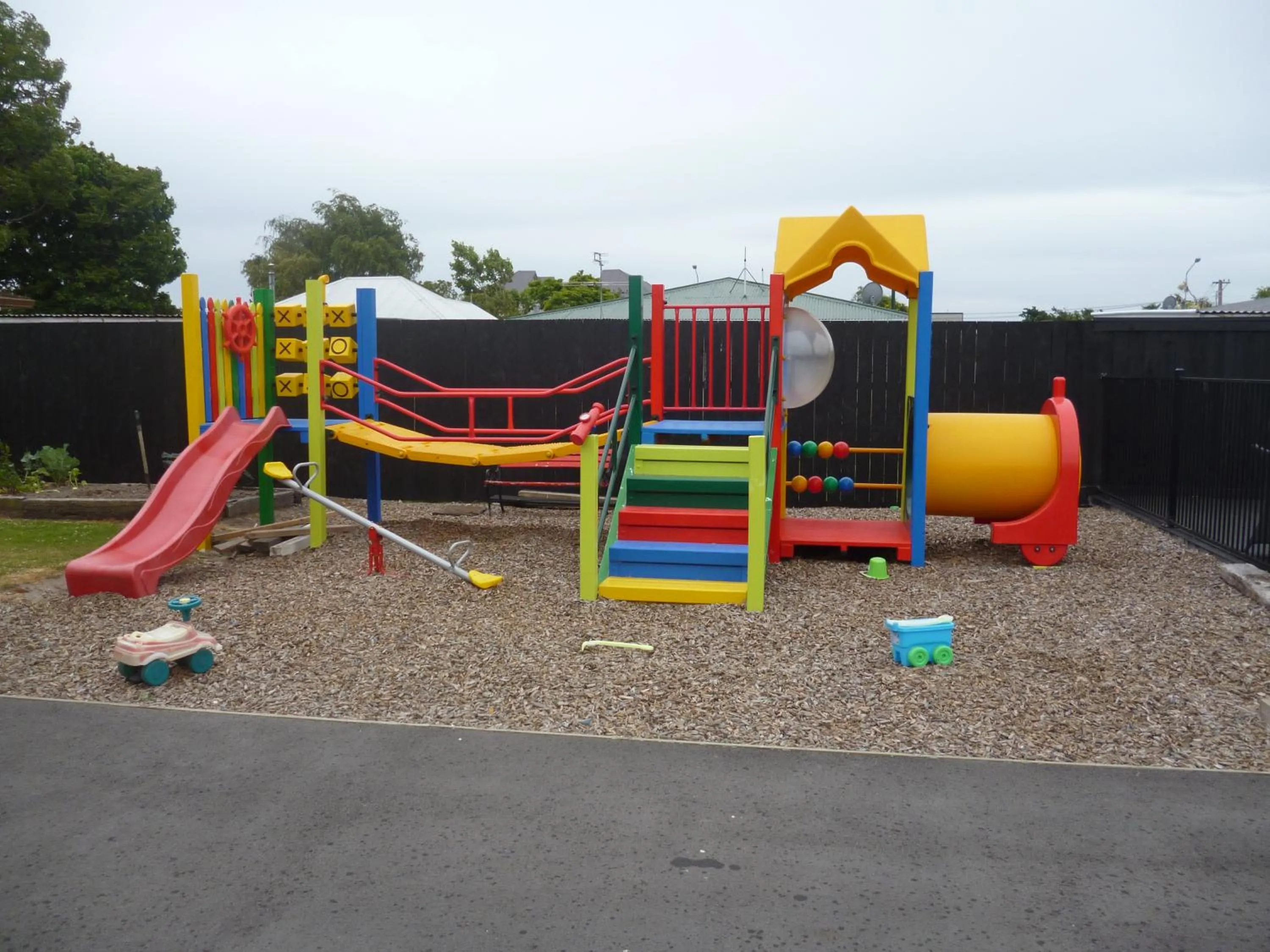 Area and facilities in Cashel Court Motel