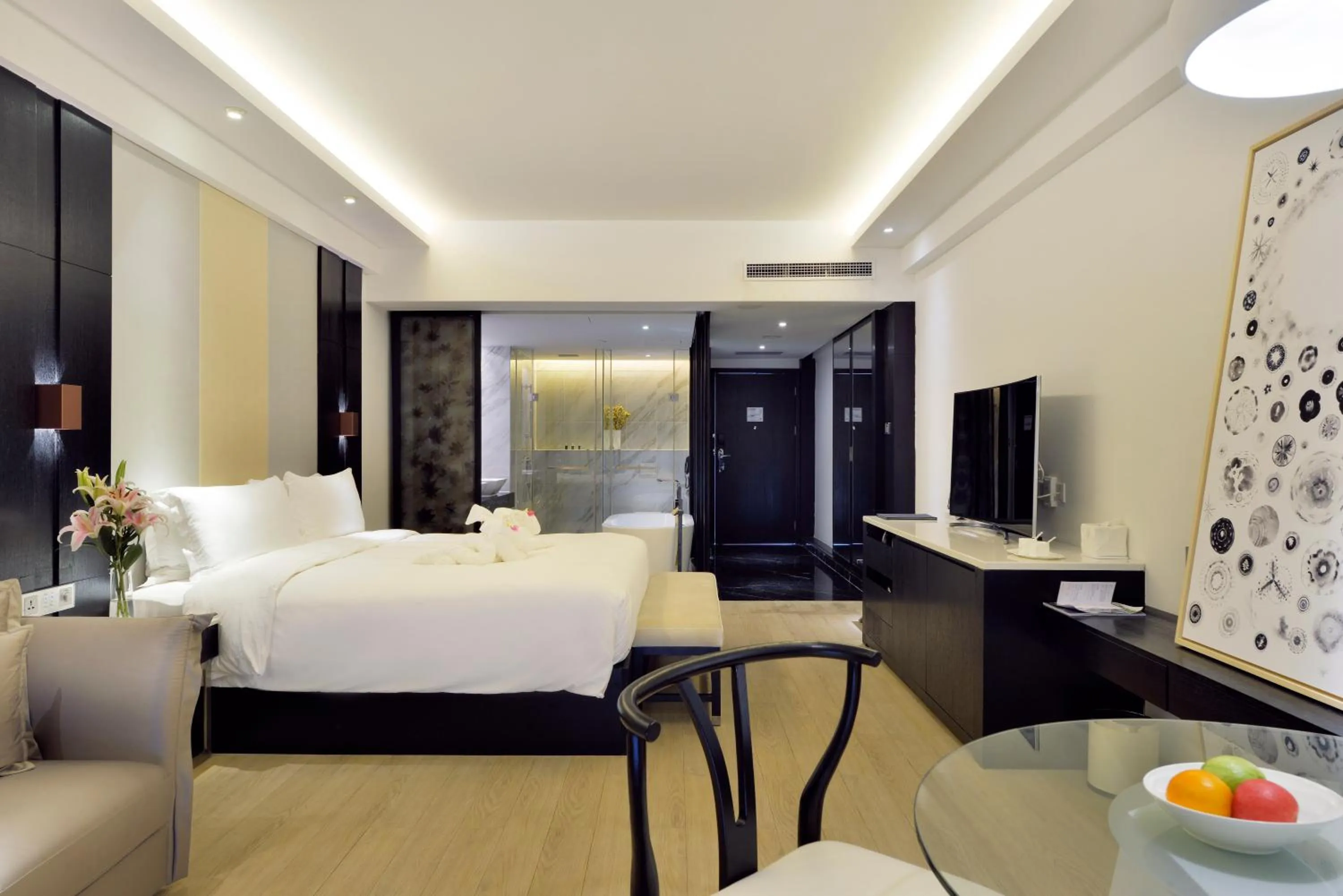 Property building, Bed in Palace Resort Yalong Bay Sanya