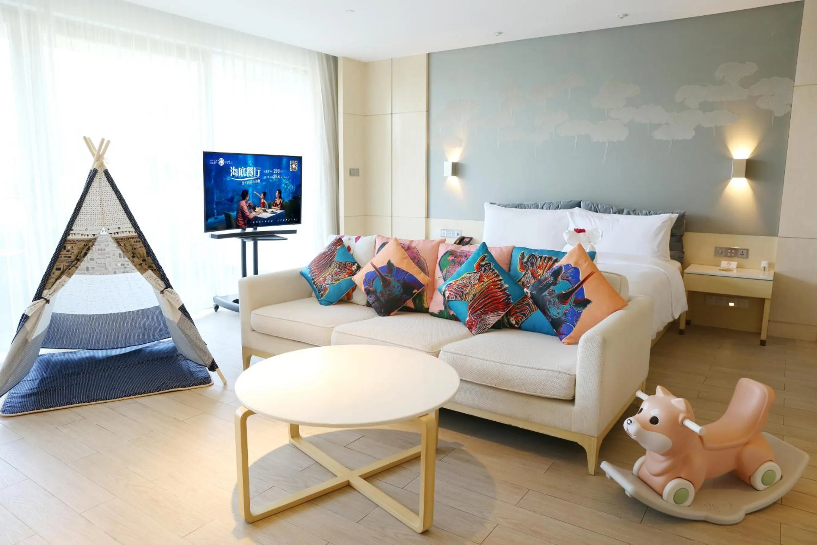 Bed in Palace Resort Yalong Bay Sanya