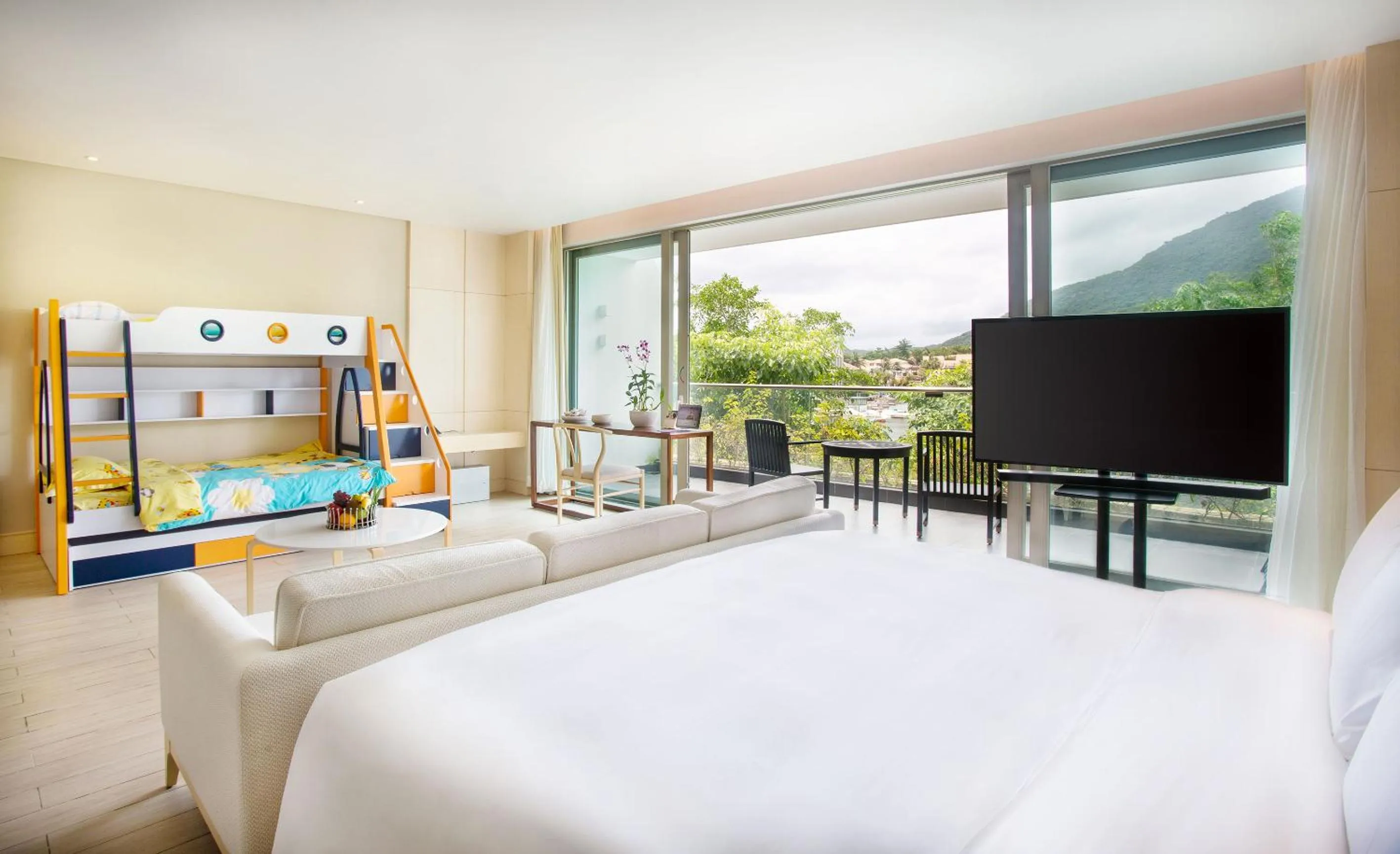 Bed in Palace Resort Yalong Bay Sanya