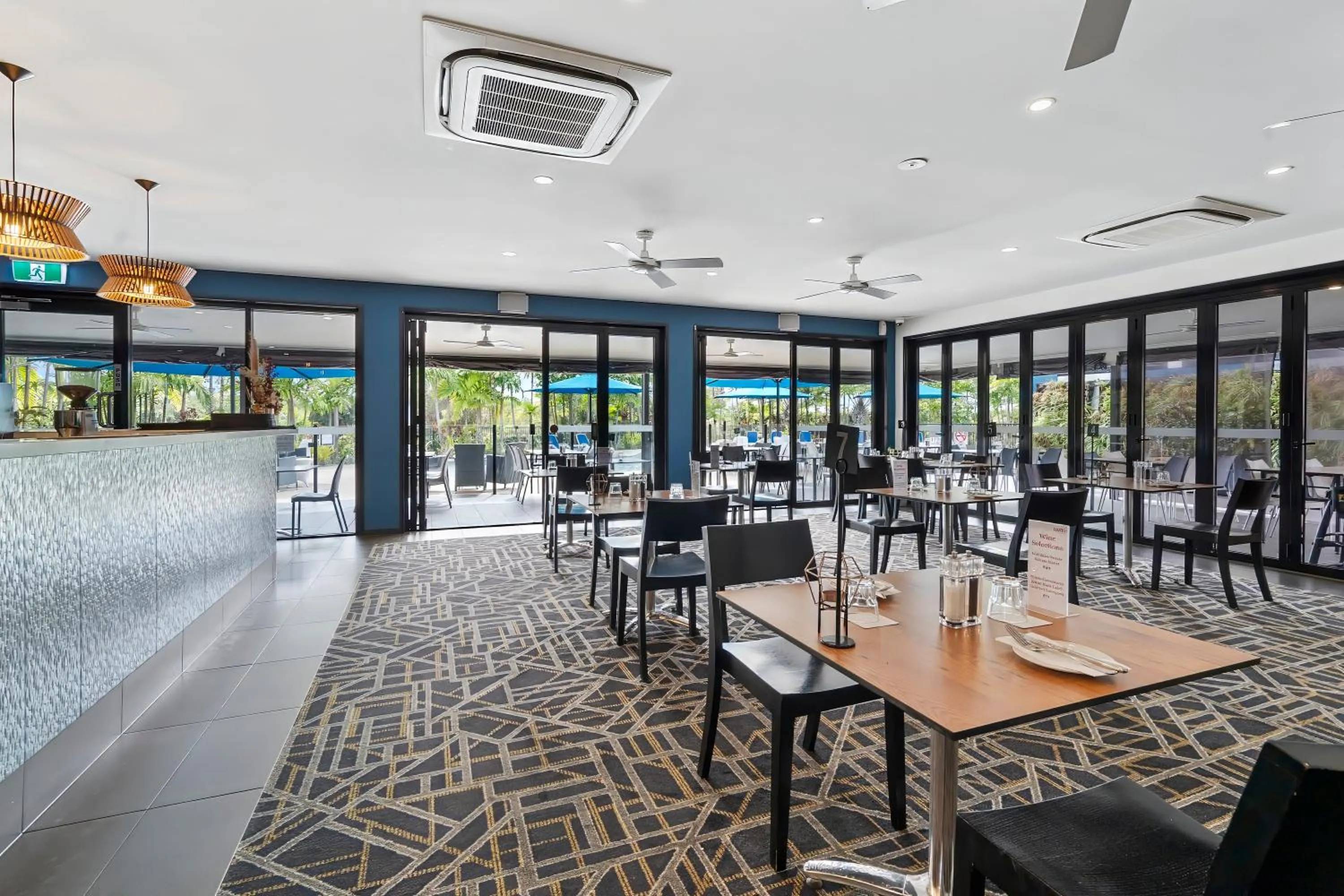 Restaurant/places to eat in Quality Resort Parkhurst