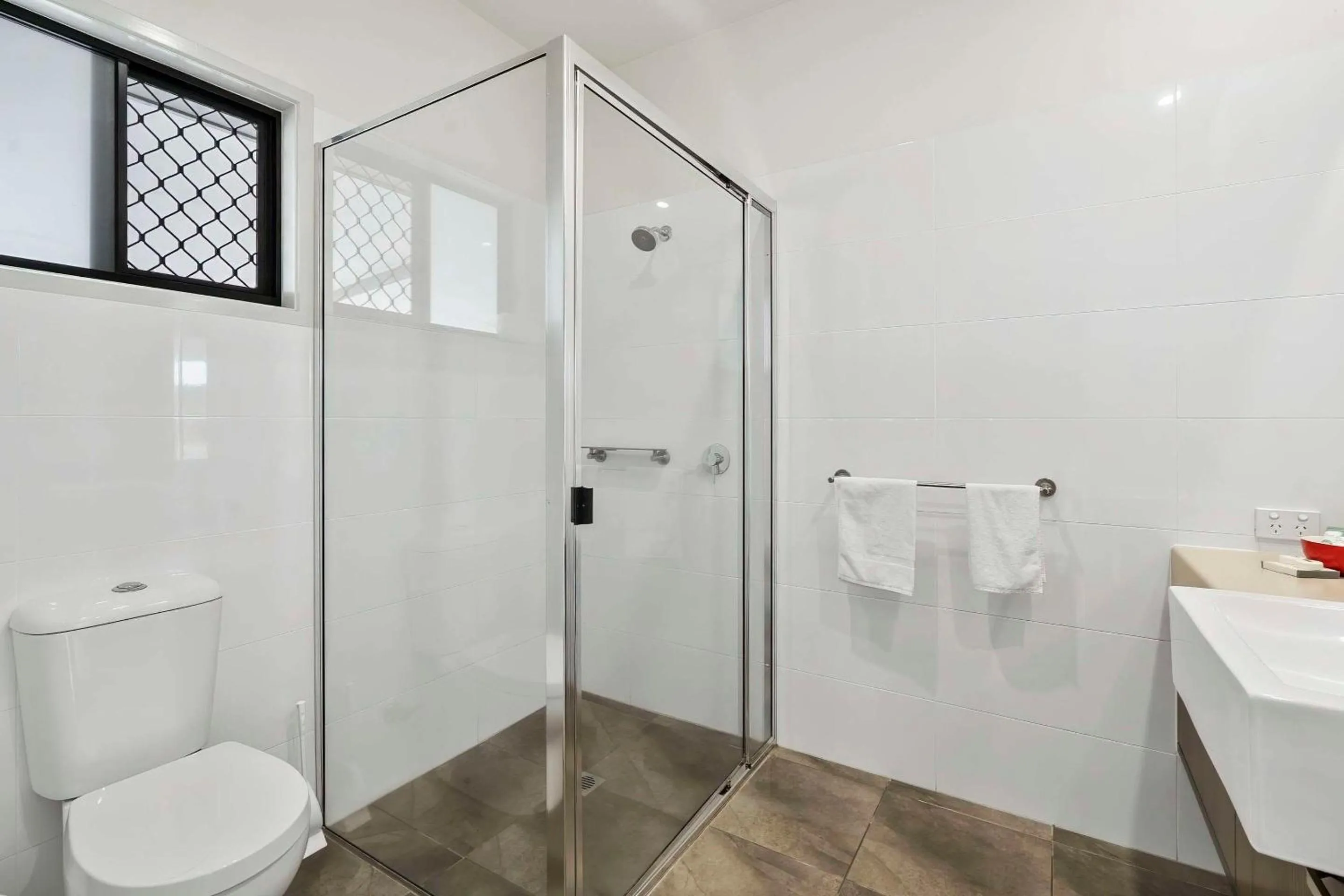 Shower in Quality Resort Parkhurst