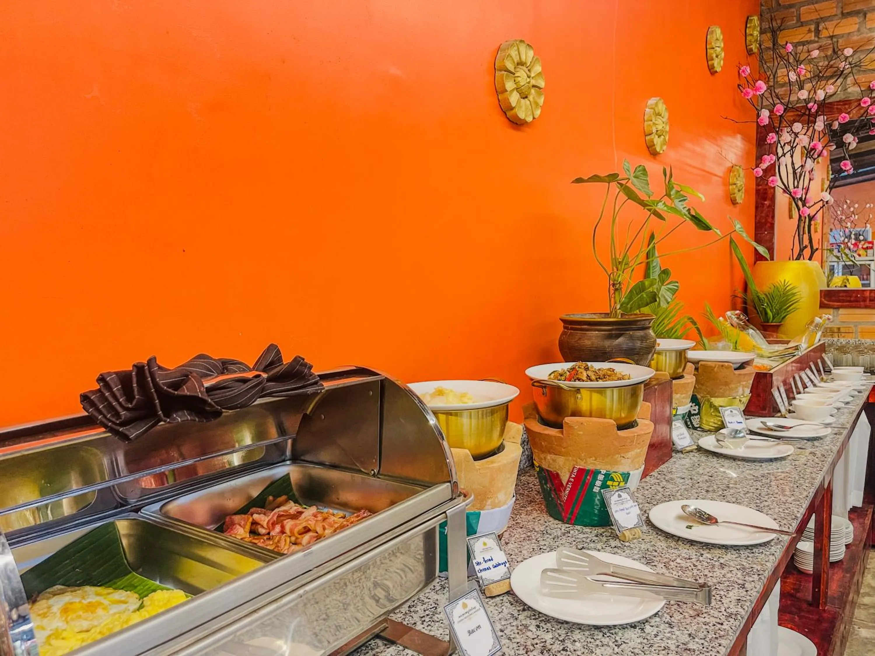 Buffet breakfast in Central Indochine d'Angkor Hotel