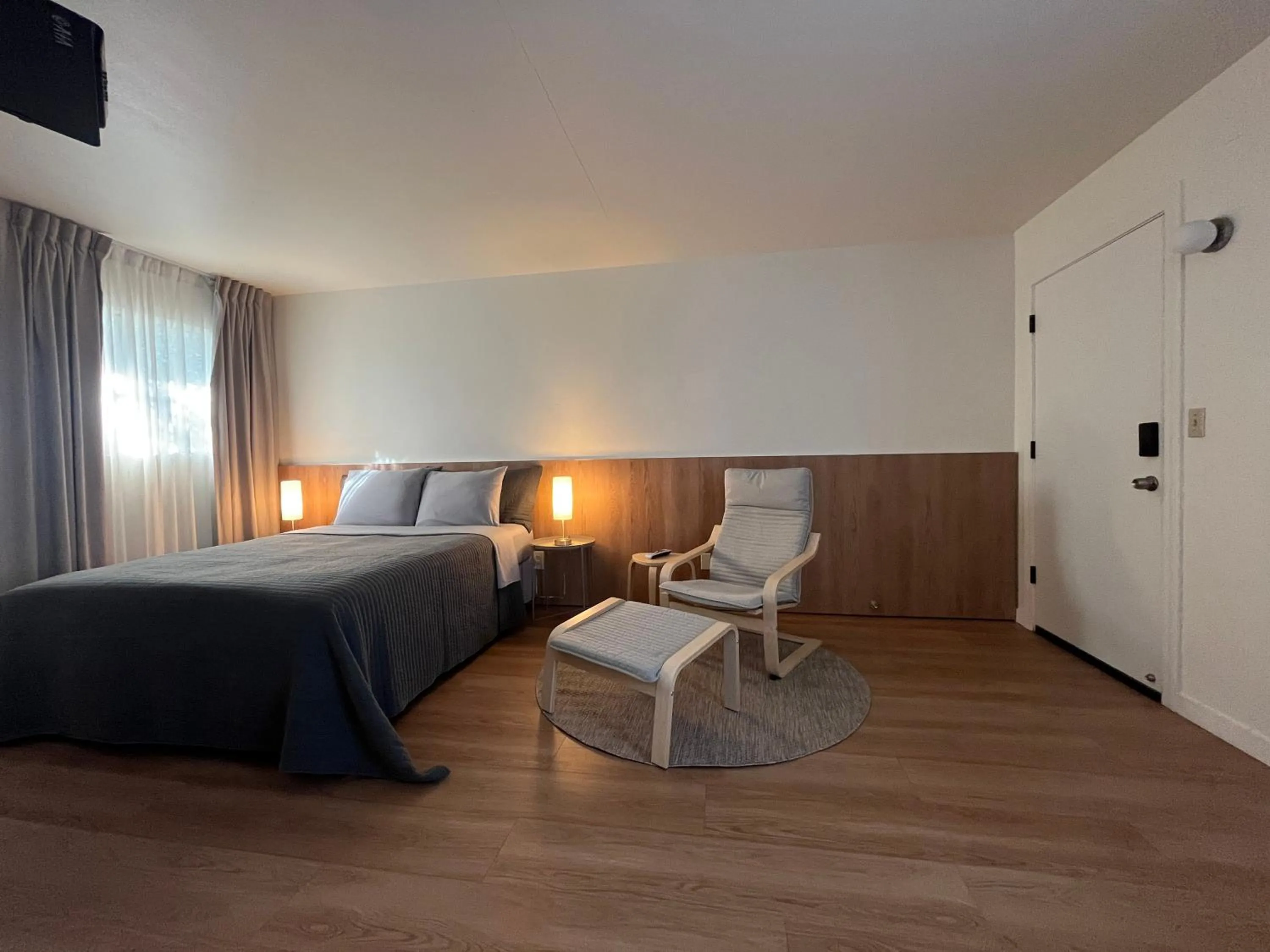 Desert Rose Motel