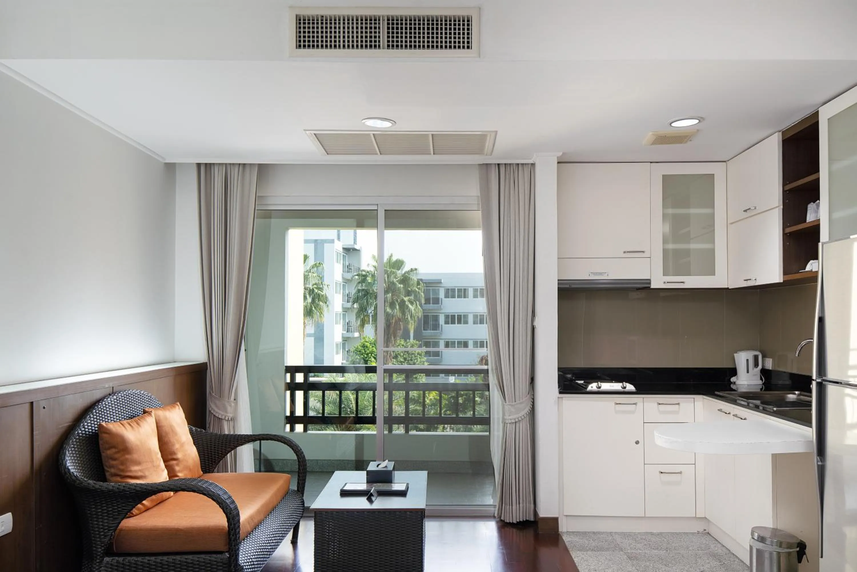 Bedroom in Jasmine Resort Sriracha