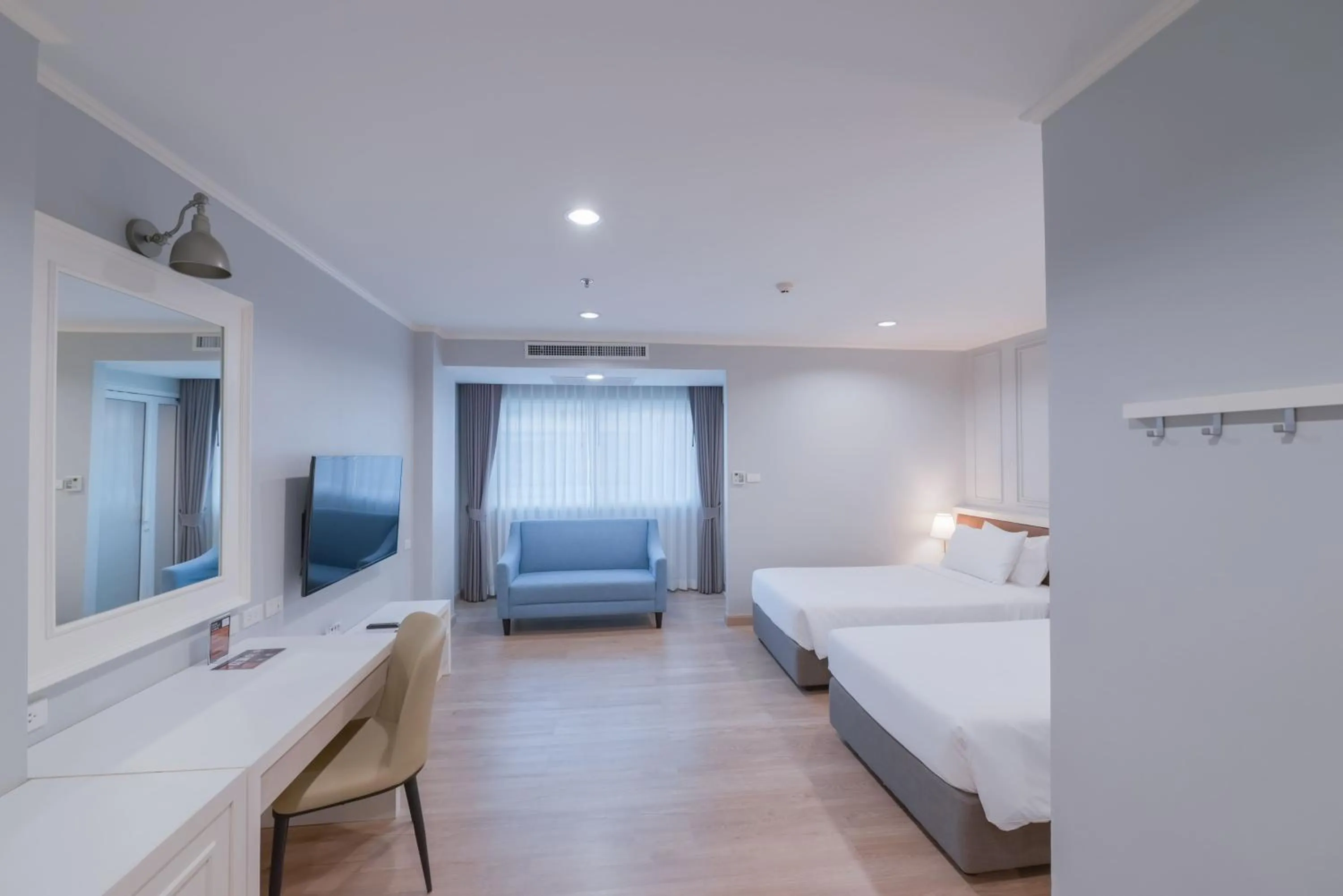 Photo of the whole room, Bed in Jasmine Resort Sriracha