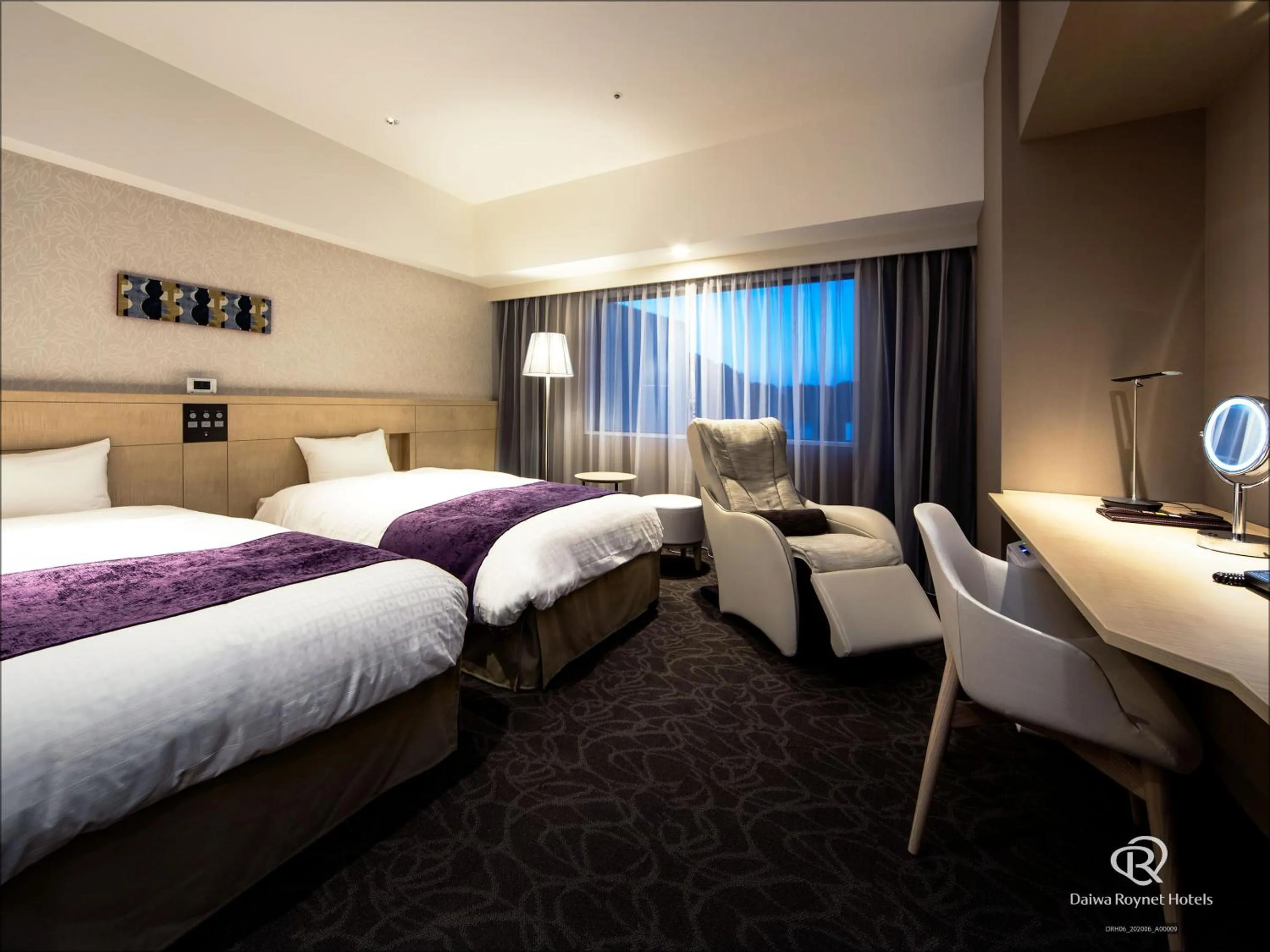 Photo of the whole room, Bed in Daiwa Roynet Hotel Matsuyama