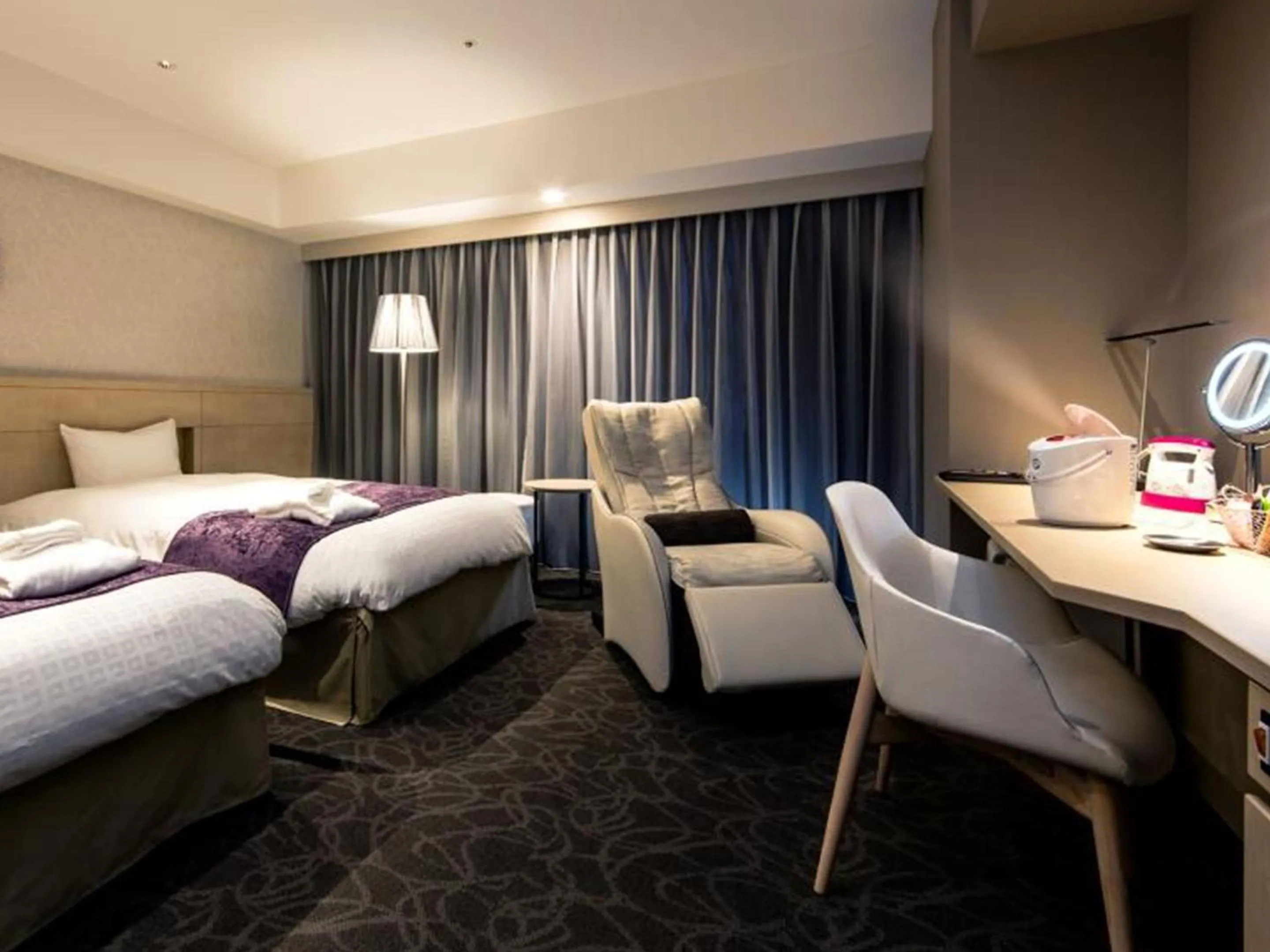 Bedroom, Bed in Daiwa Roynet Hotel Matsuyama