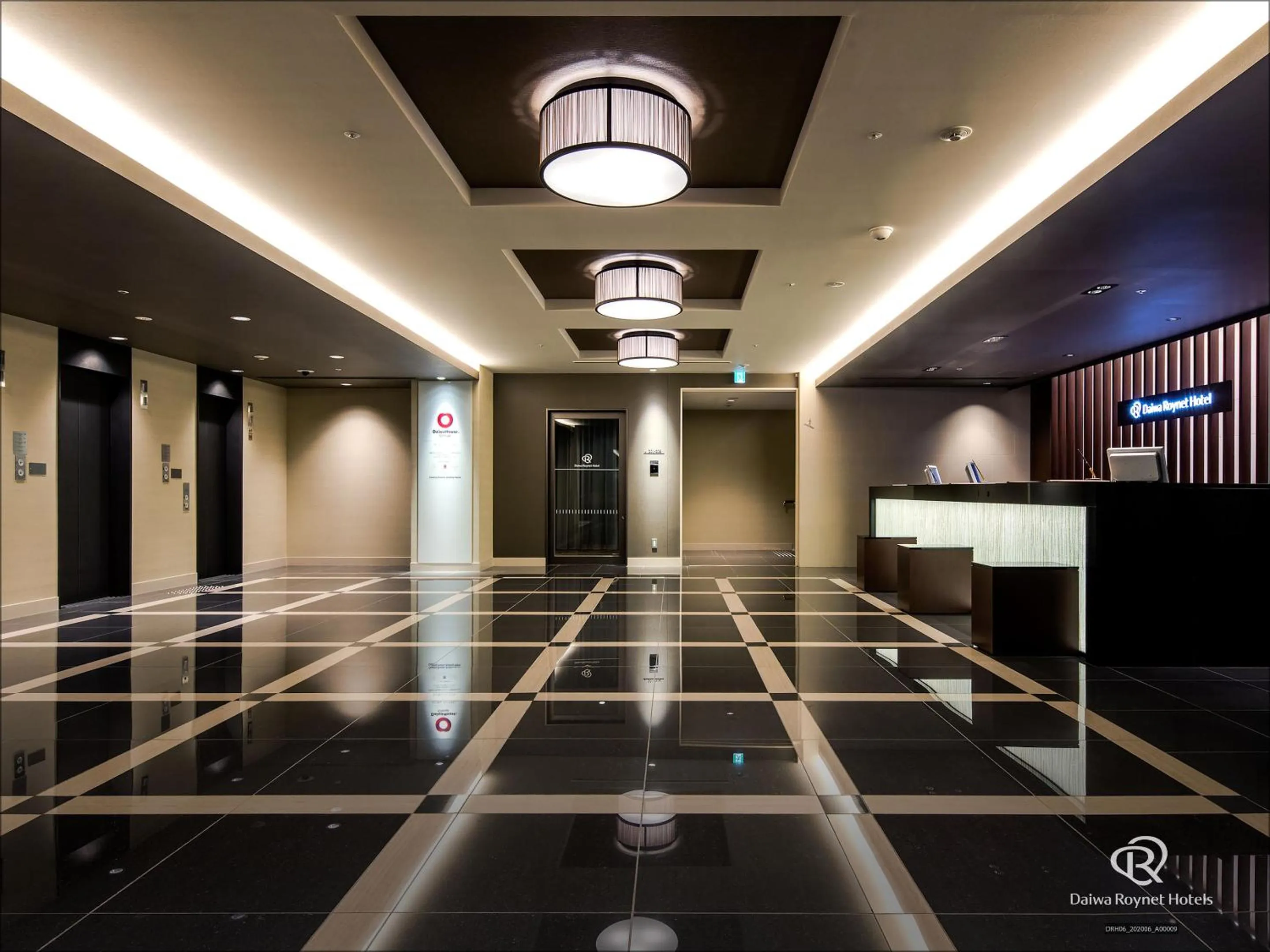 Lobby or reception in Daiwa Roynet Hotel Matsuyama