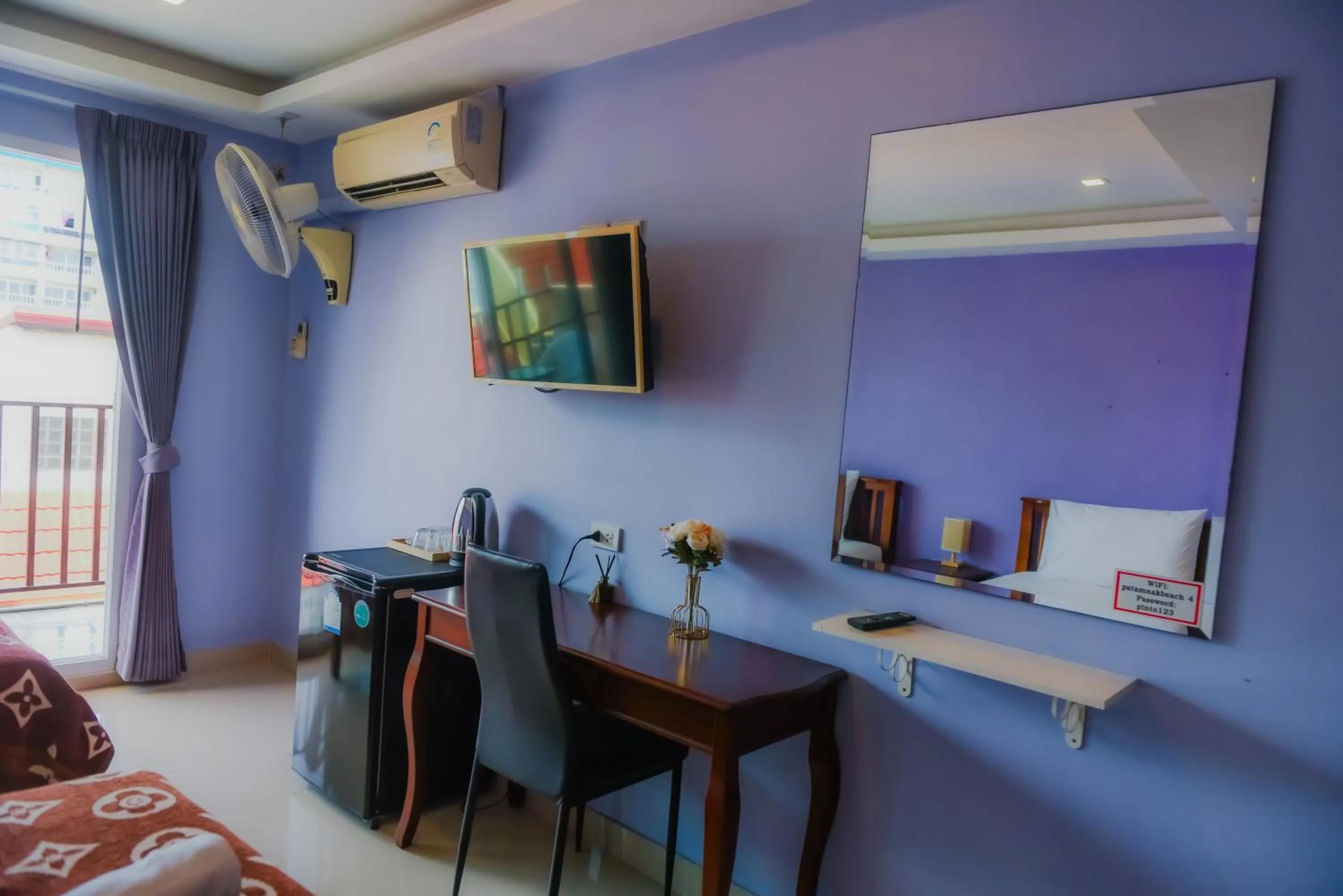 Patumnak Beach Guesthouse