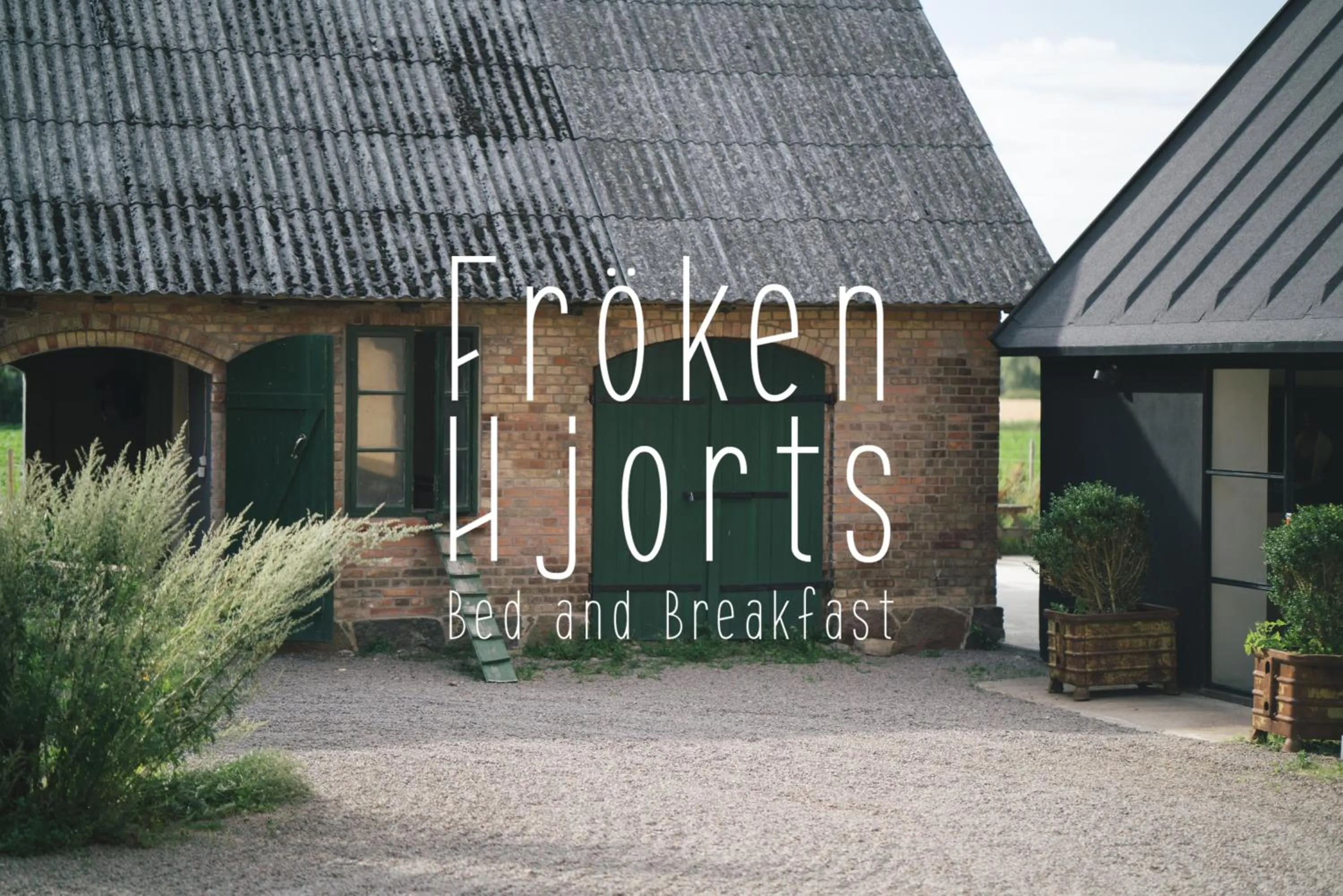 Property building in Fröken Hjorts Bed and Breakfast