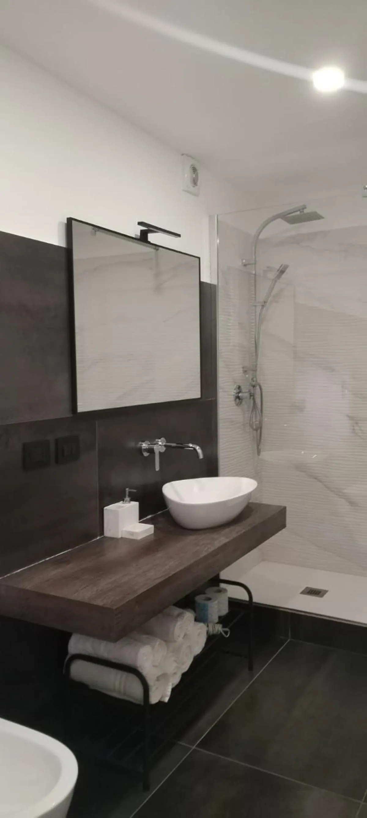 Bathroom in Residenza Donnafugata B&B