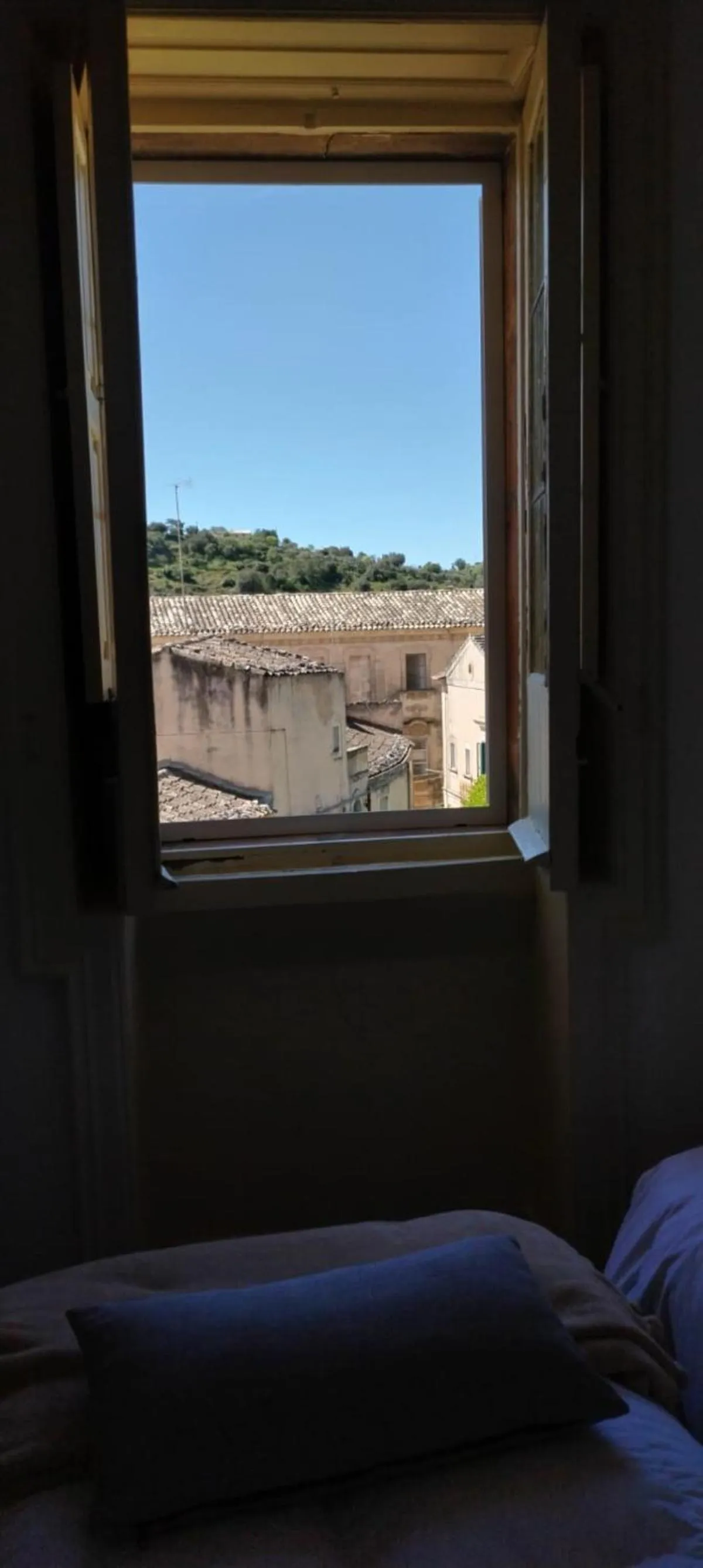 View (from property/room), Bed in Residenza Donnafugata B&B