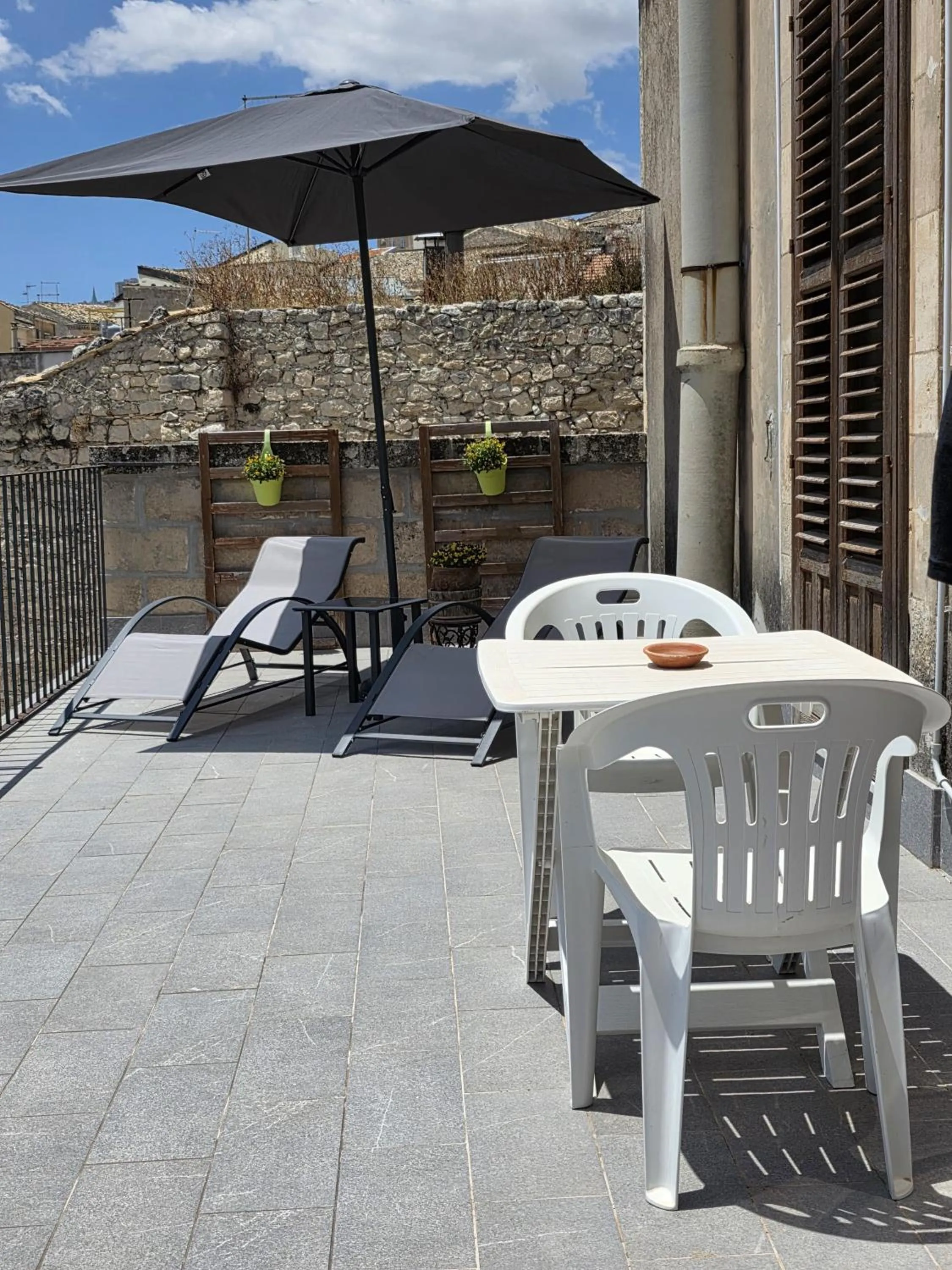 Balcony/Terrace in Residenza Donnafugata B&B