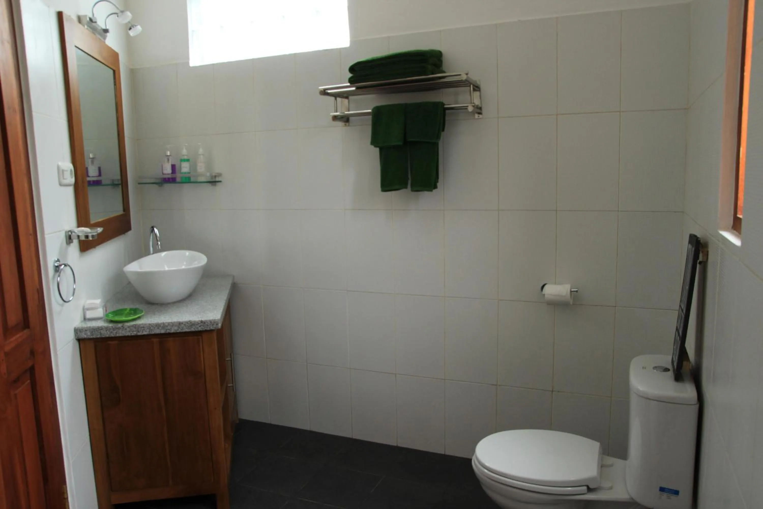 Bathroom in Terrasse du Lac Munduk