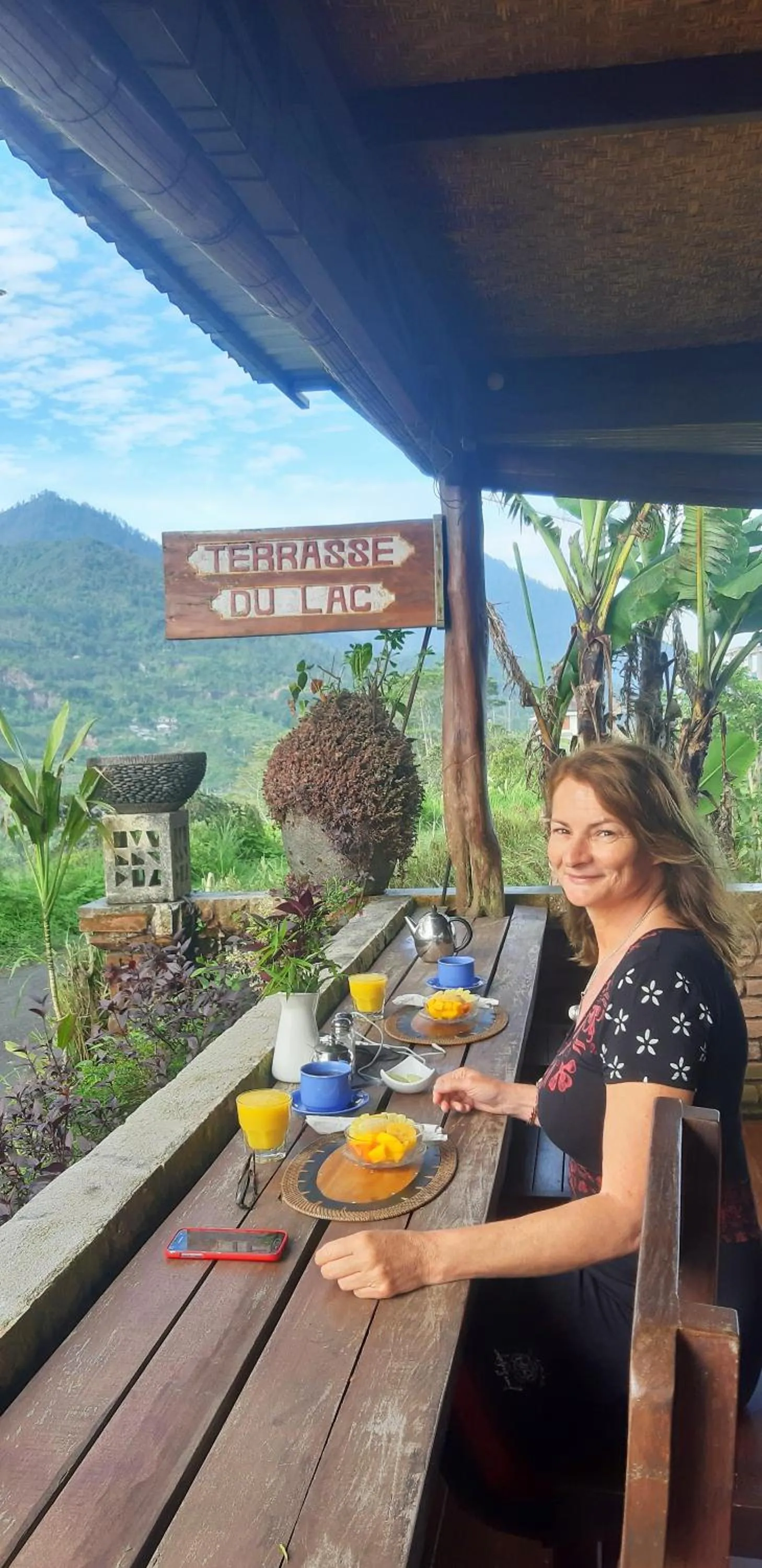 Terrasse du Lac Munduk
