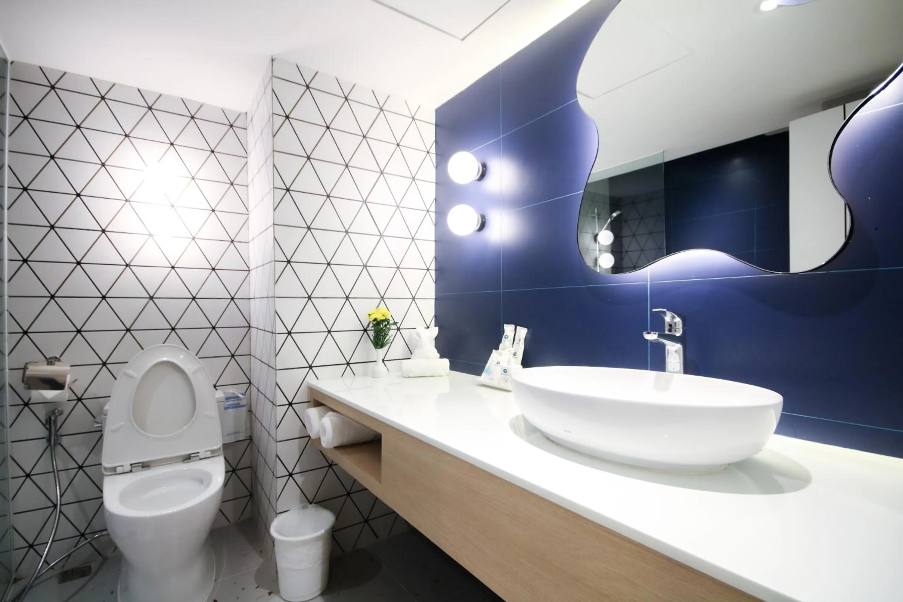 Jomtien Palm Beach Hotel and Resort